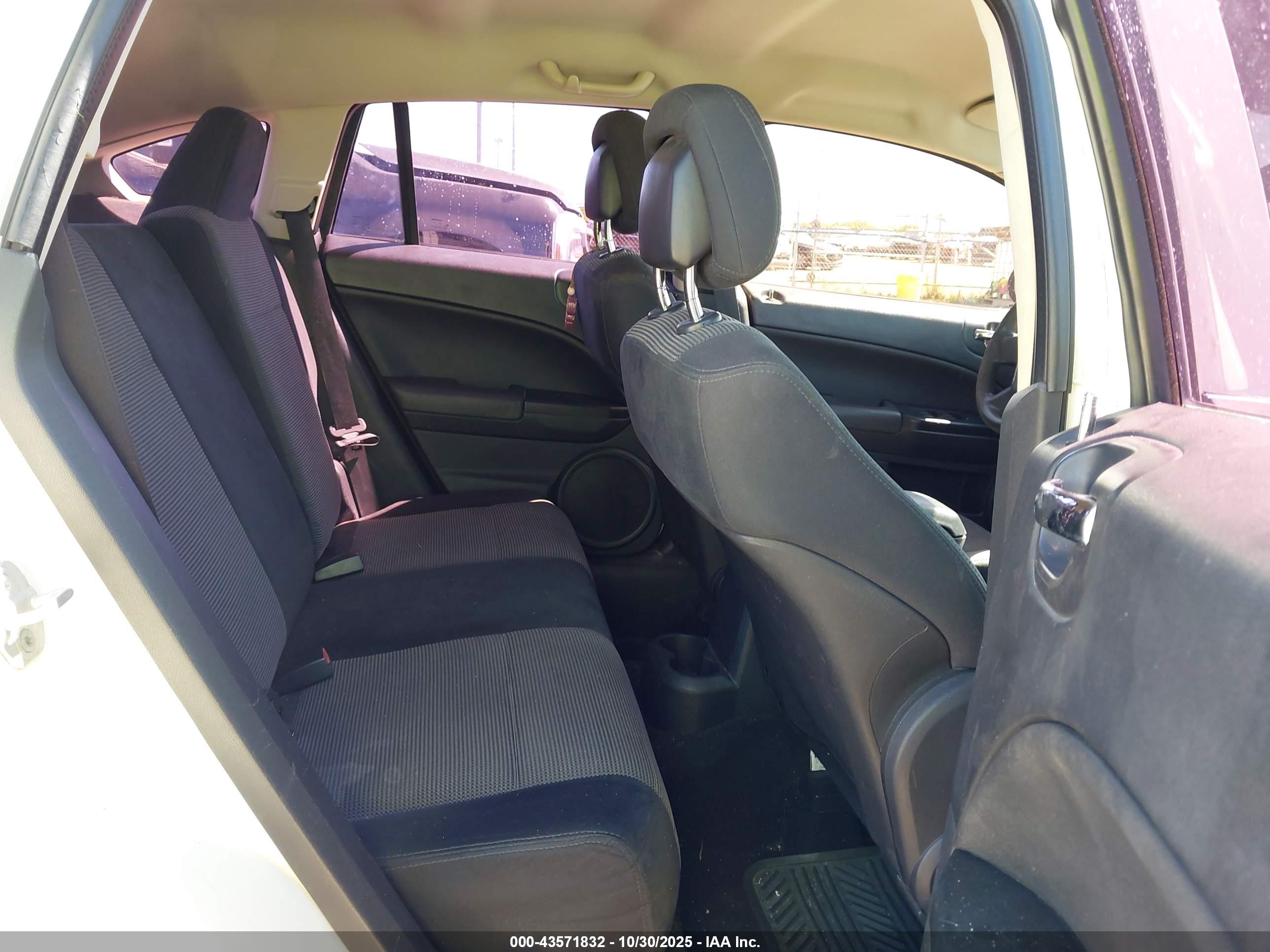 DODGE CALIBER image 8