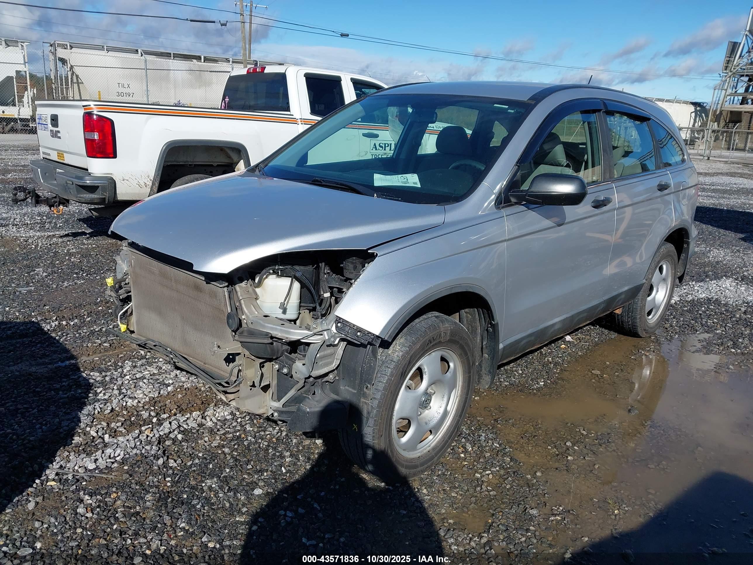 HONDA CR-V image 2
