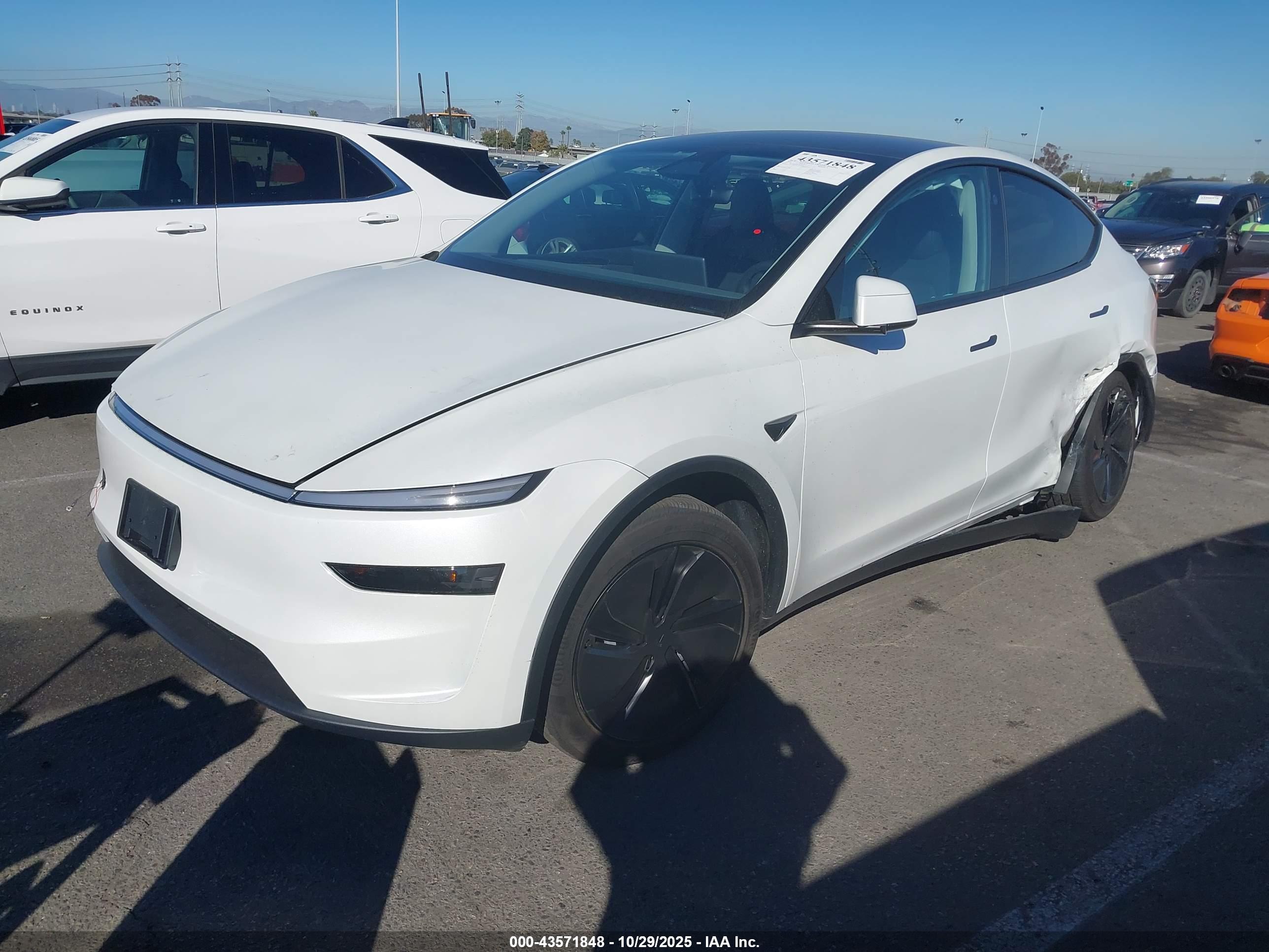 TESLA MODEL image 2