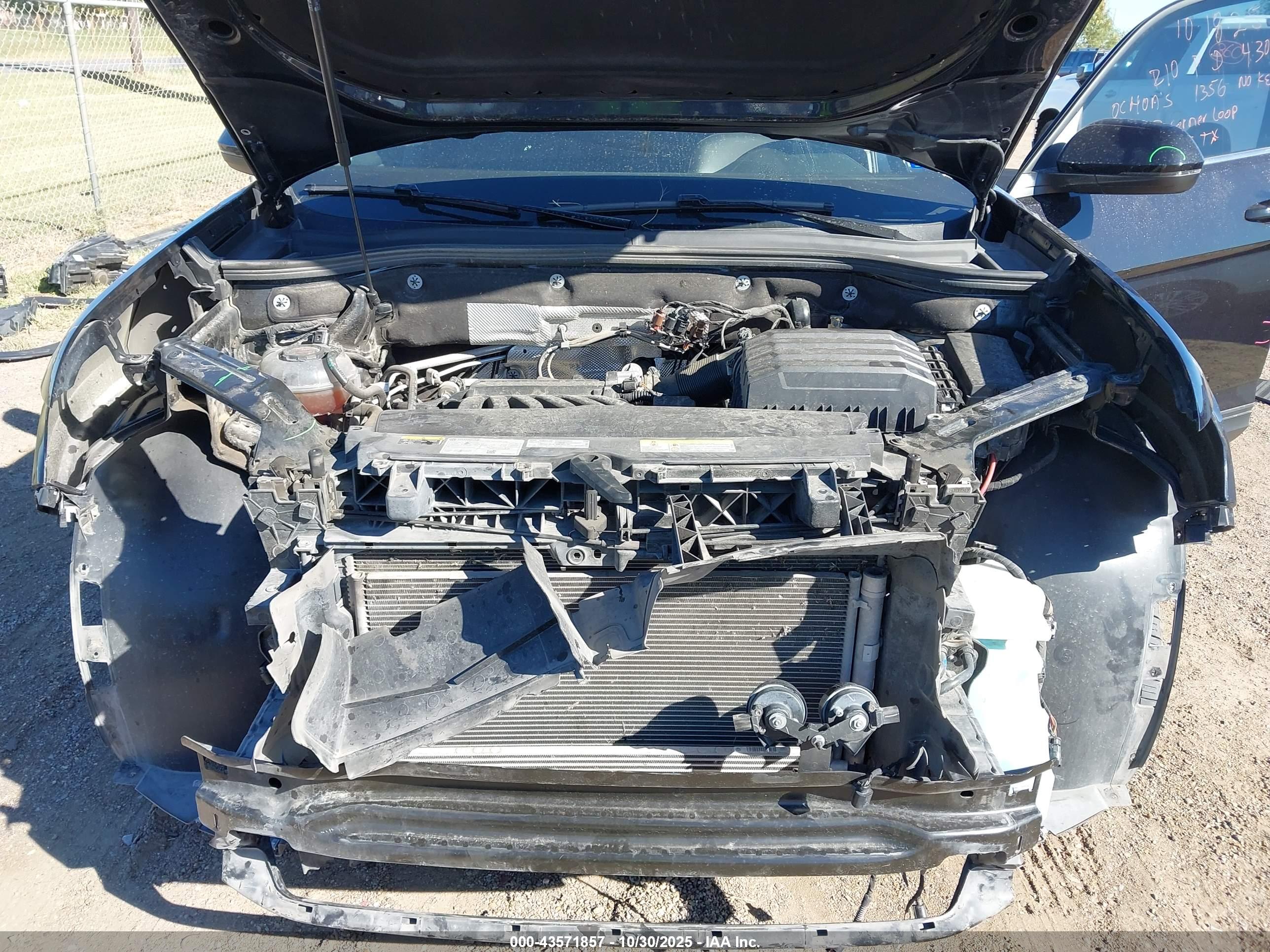 VOLKSWAGEN ATLAS image 10
