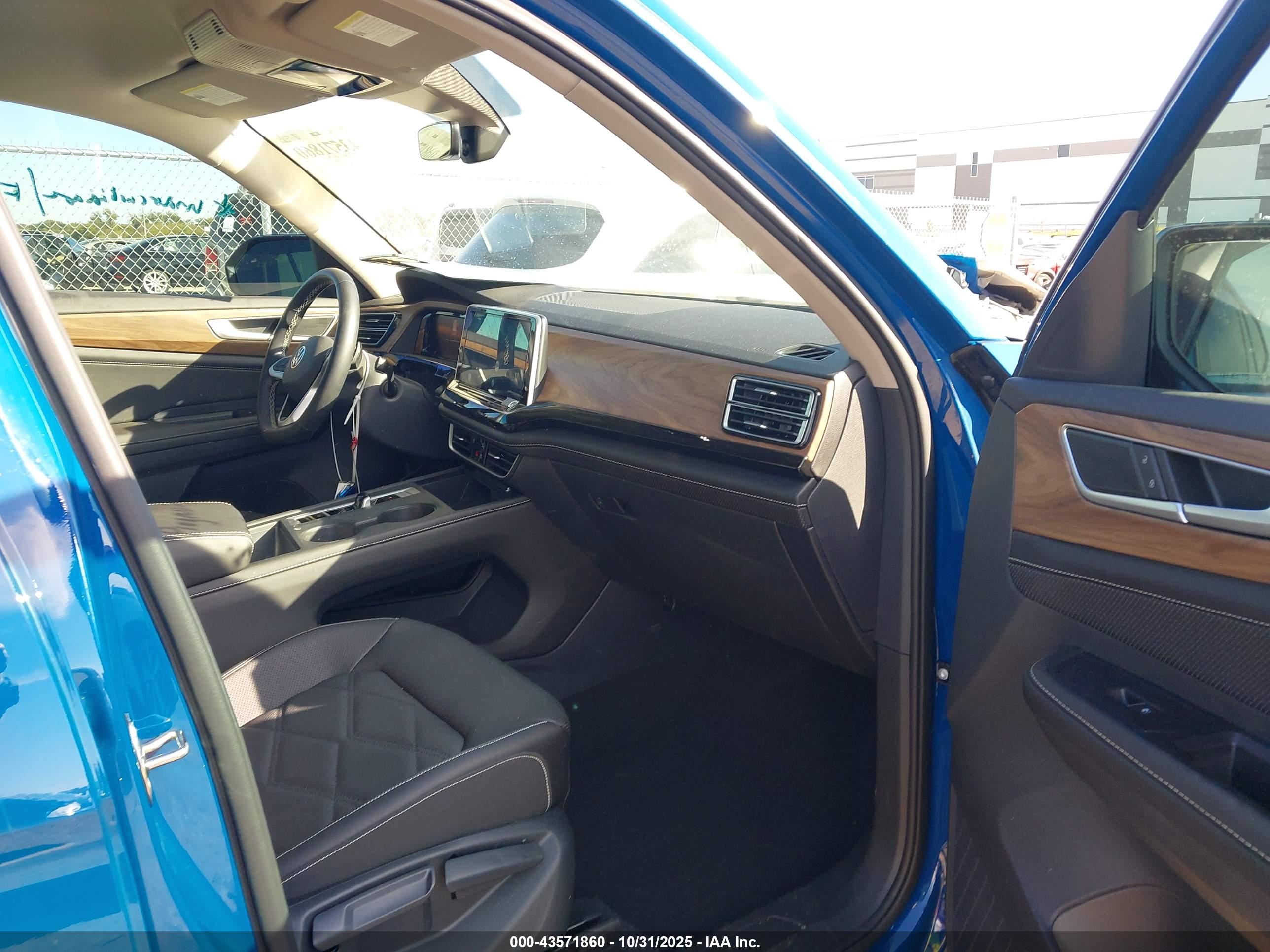 VOLKSWAGEN ATLAS image 5
