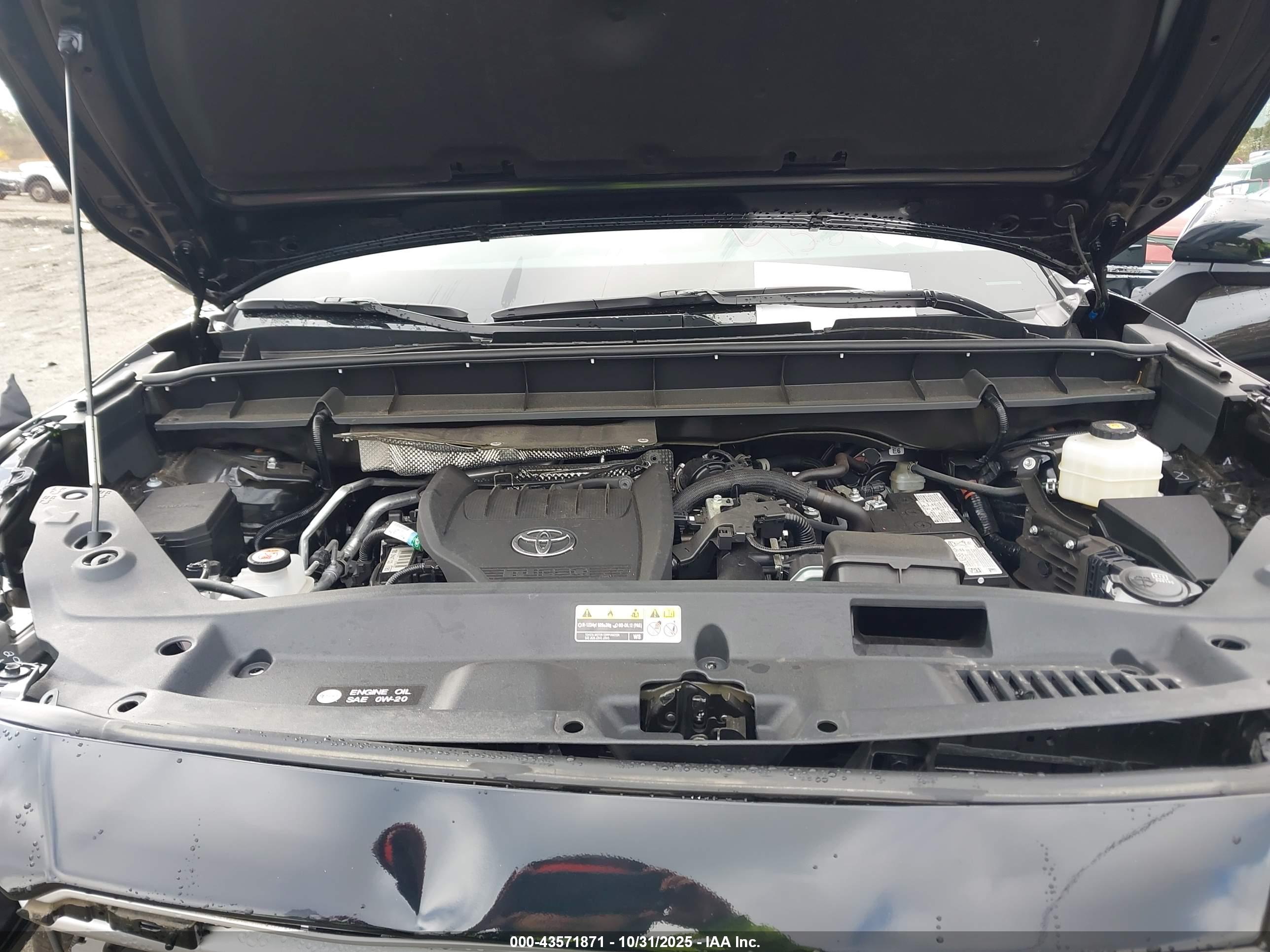TOYOTA HIGHLANDER image 10