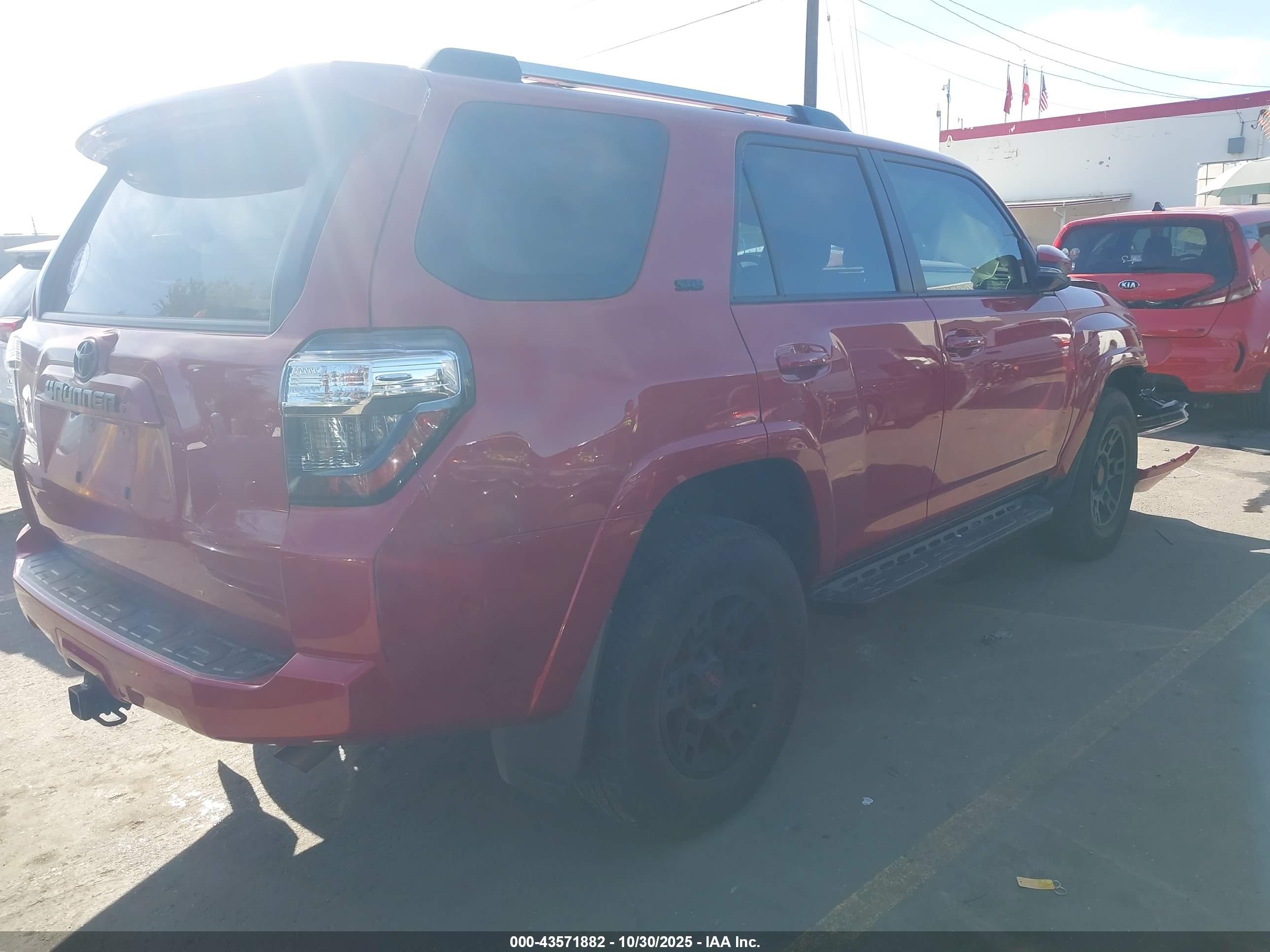 TOYOTA 4RUNNER image 4