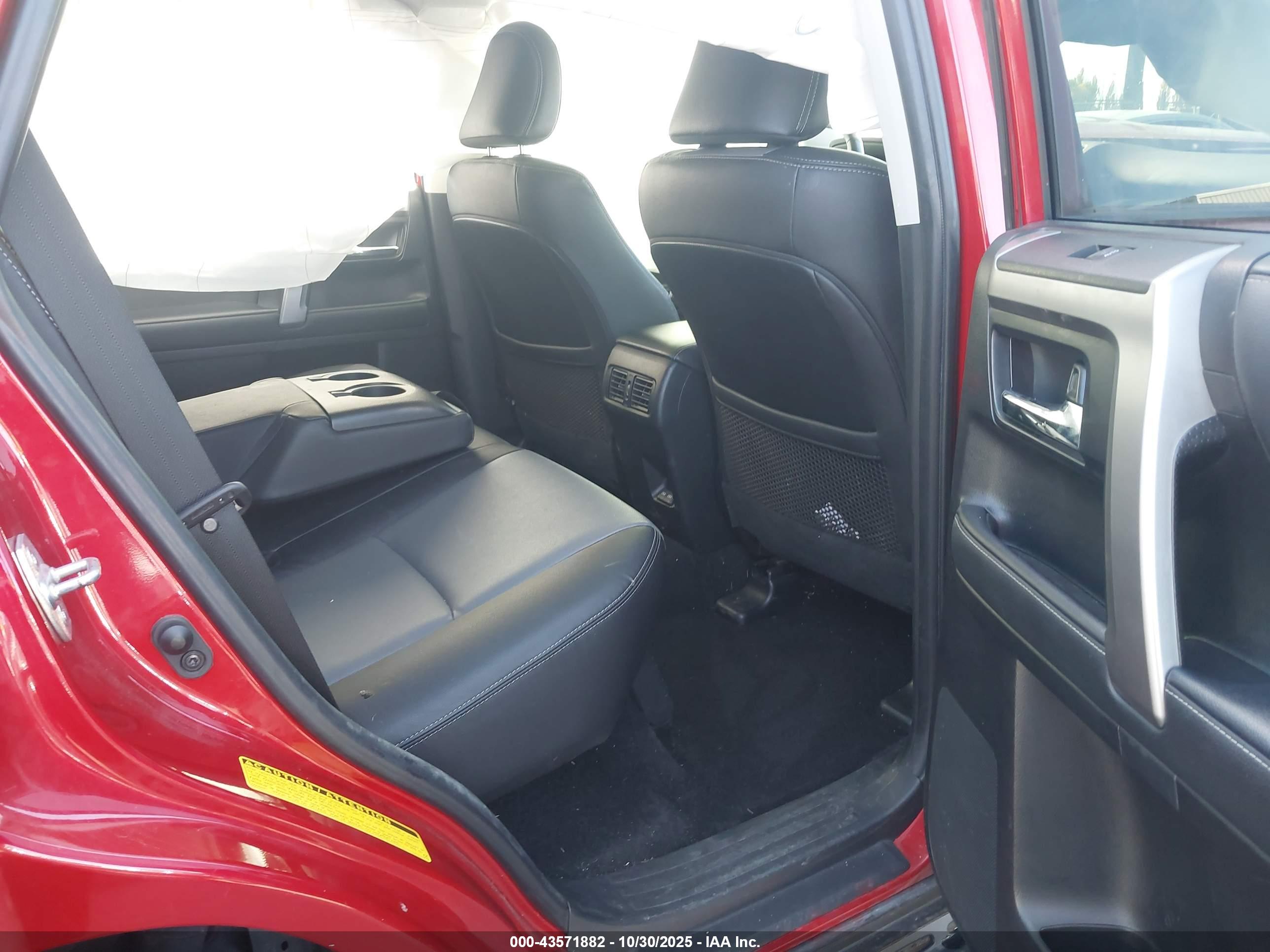 TOYOTA 4RUNNER image 8