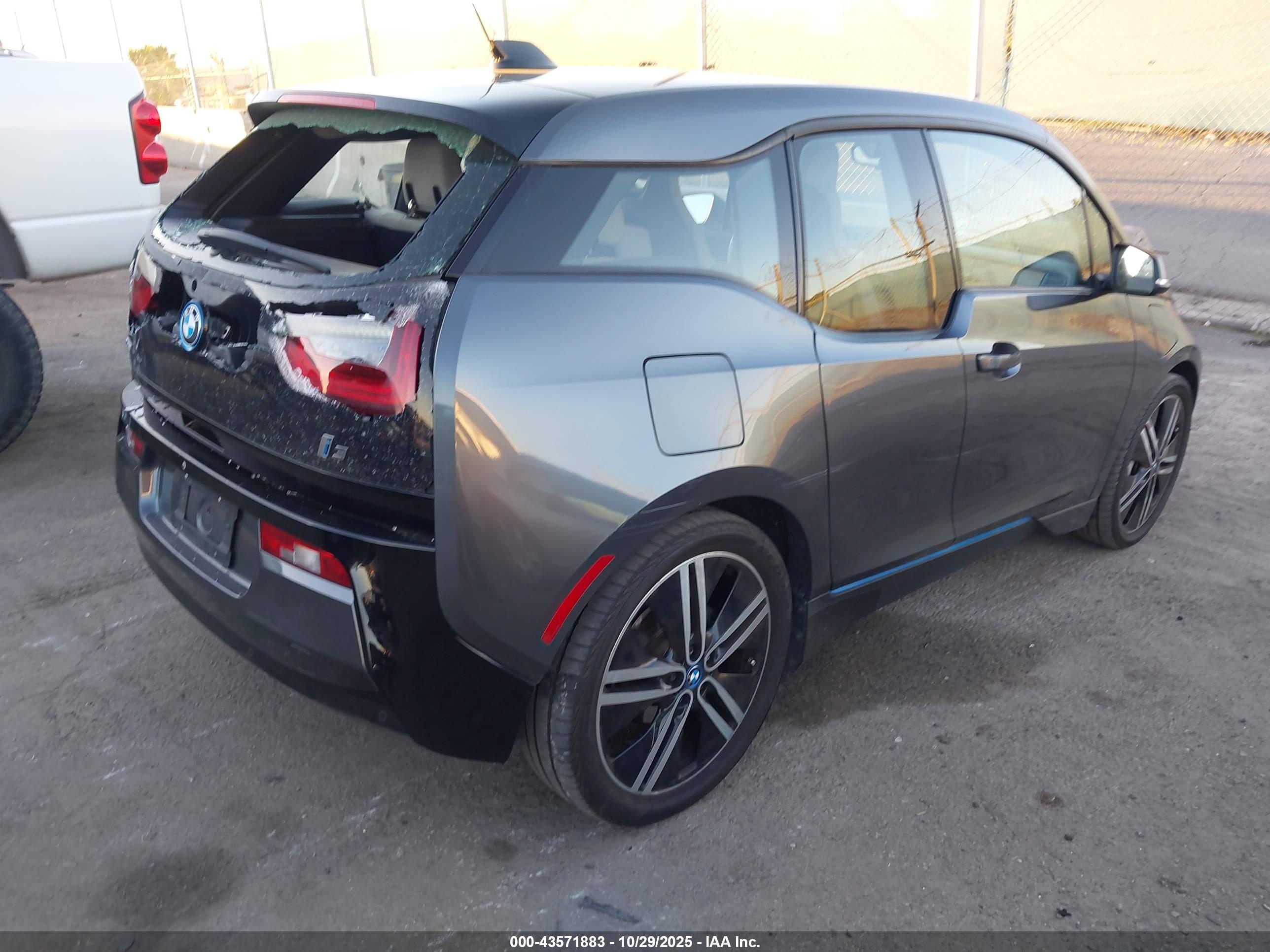 BMW I3 image 4