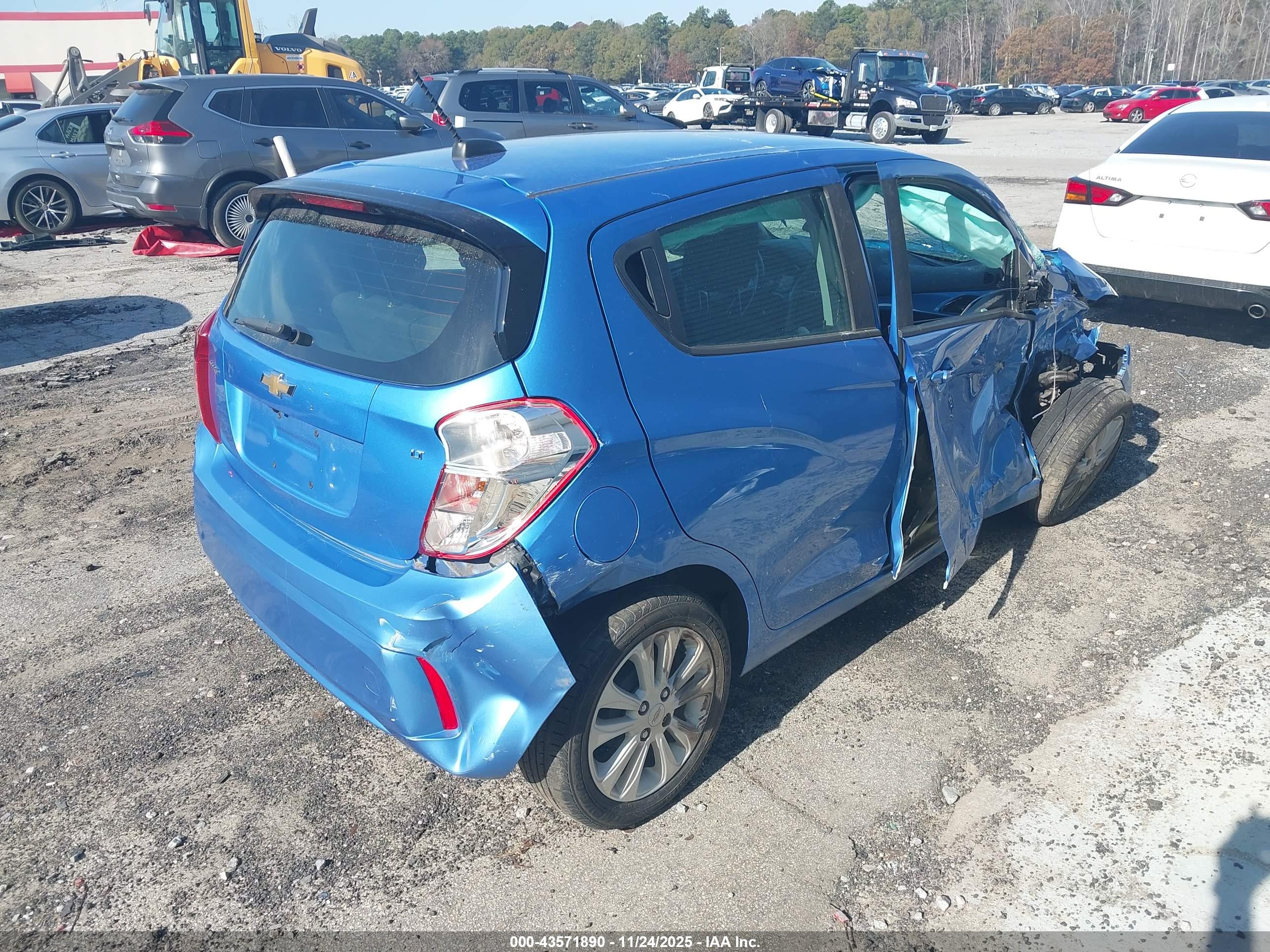 CHEVROLET SPARK image 4
