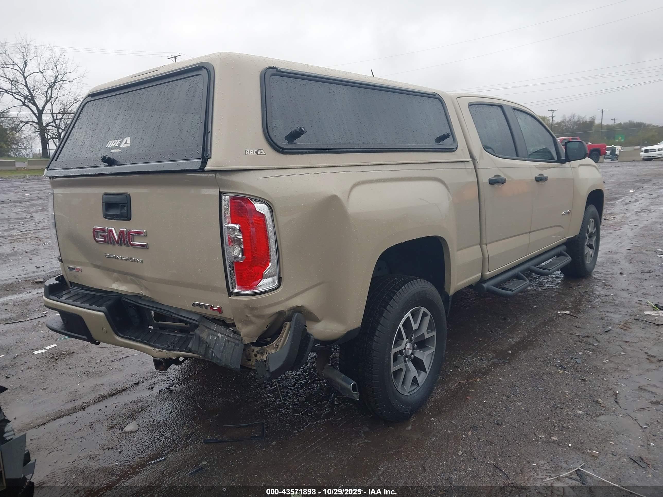 GMC CANYON image 4