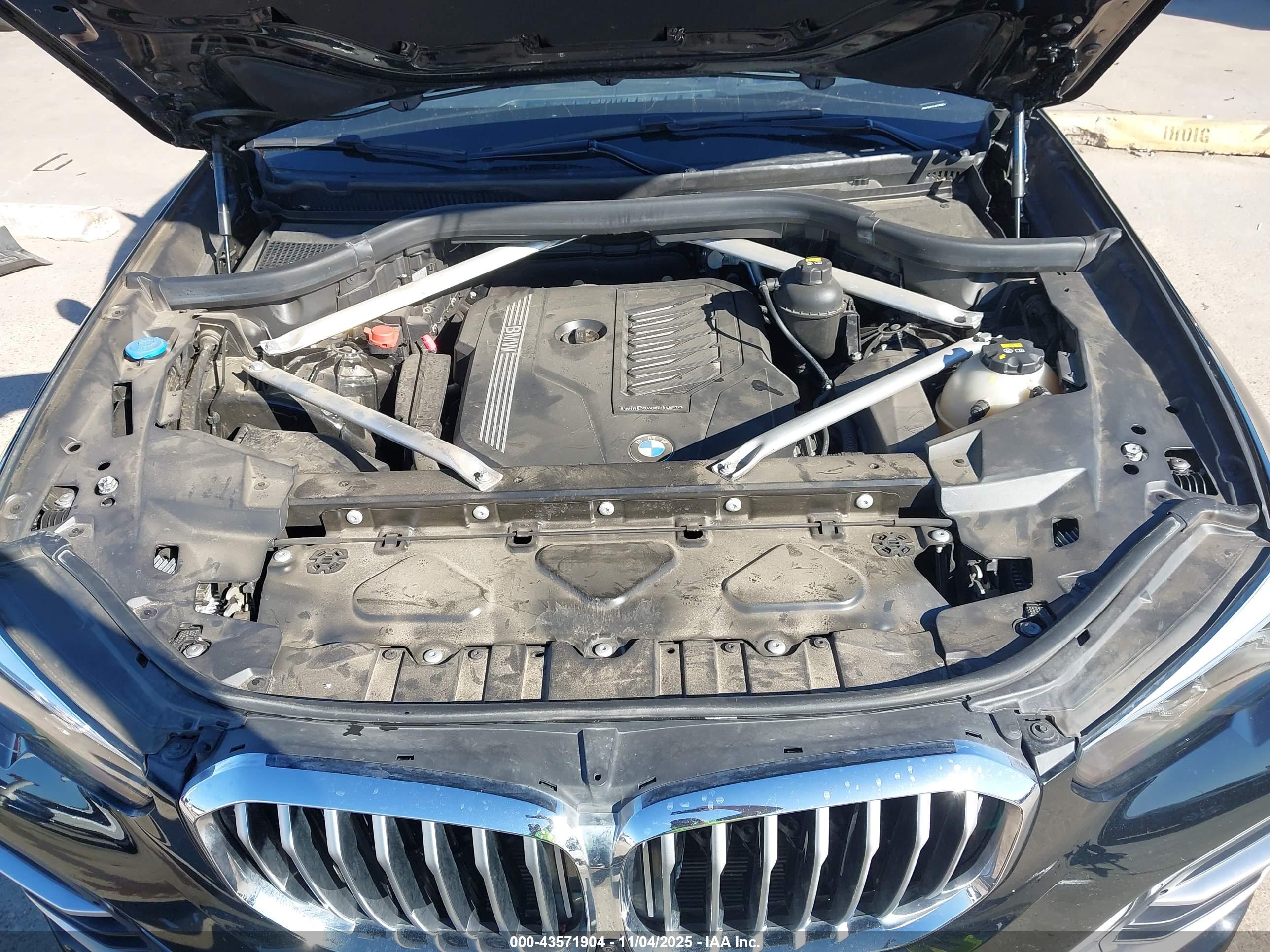 BMW X5 image 10