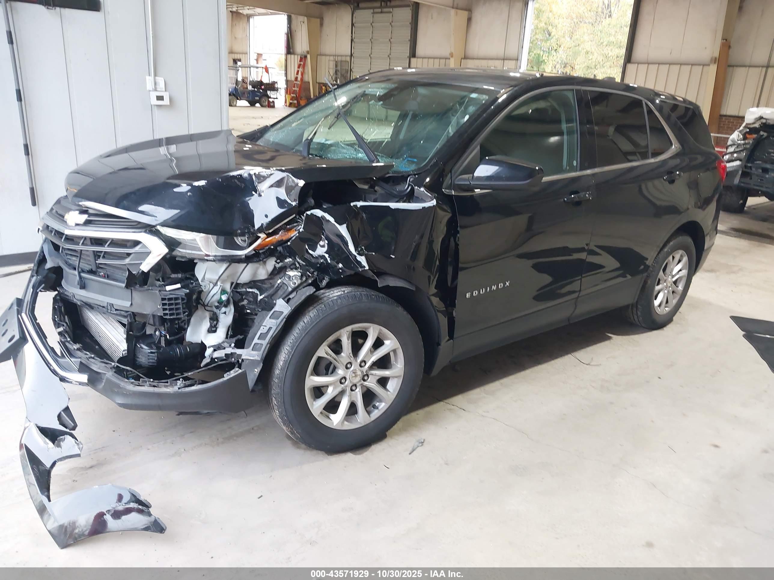 CHEVROLET EQUINOX image 2