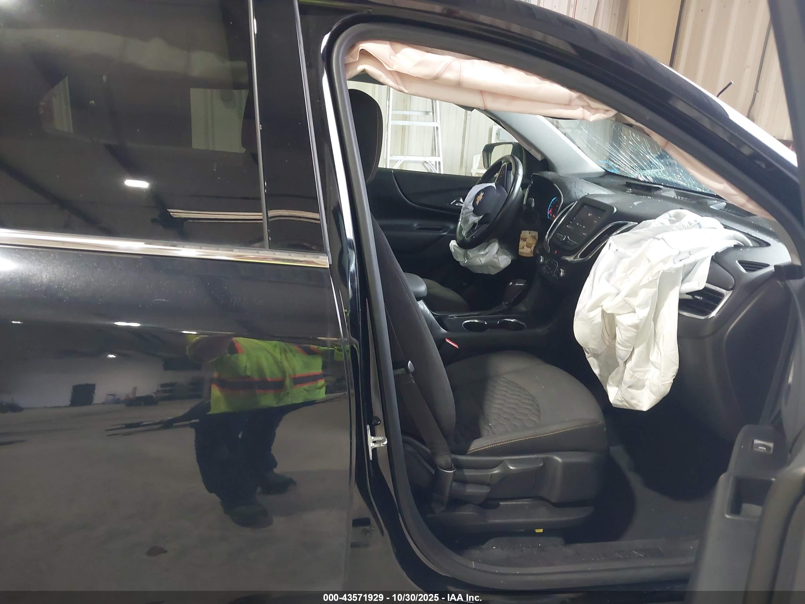 CHEVROLET EQUINOX image 5