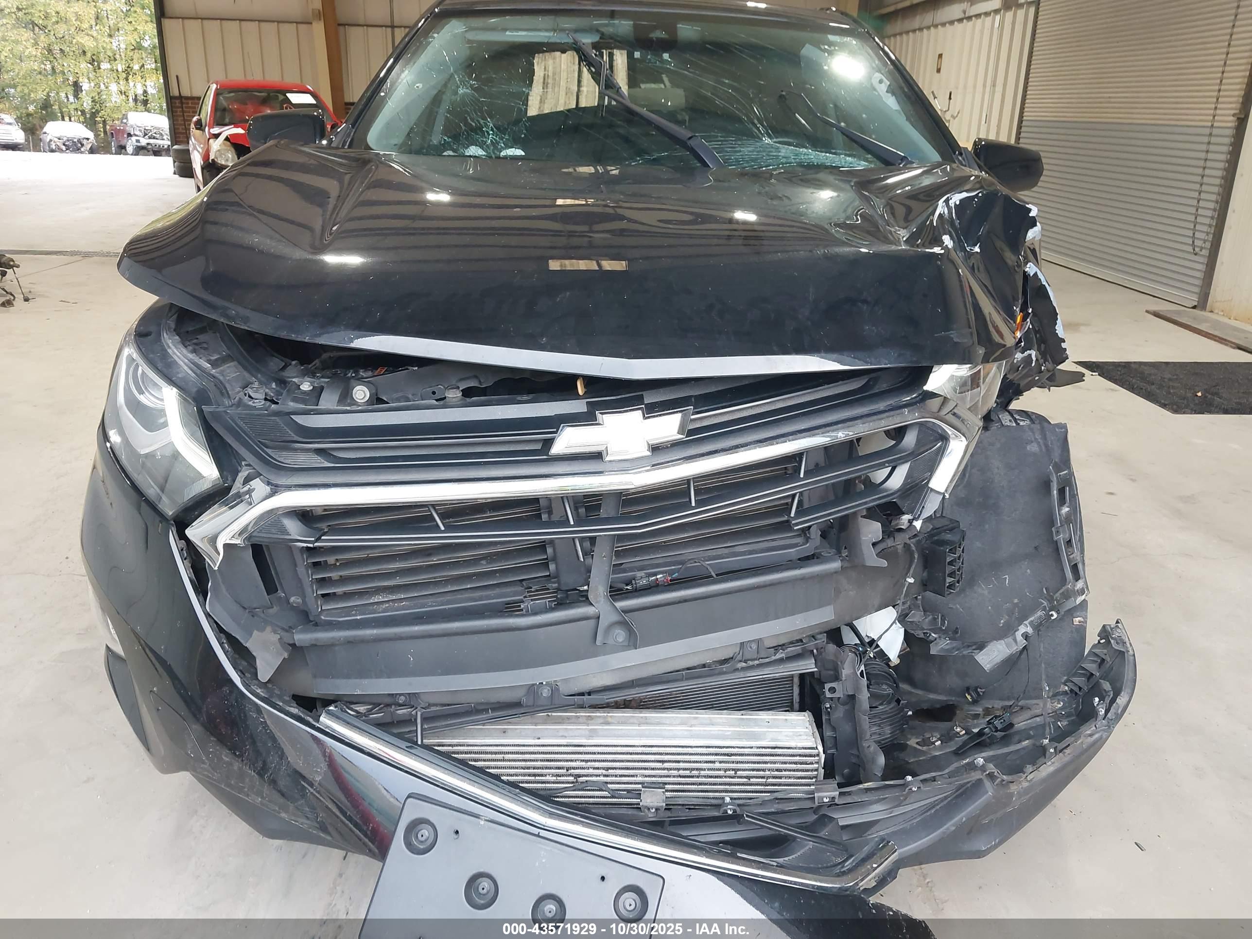 CHEVROLET EQUINOX image 6