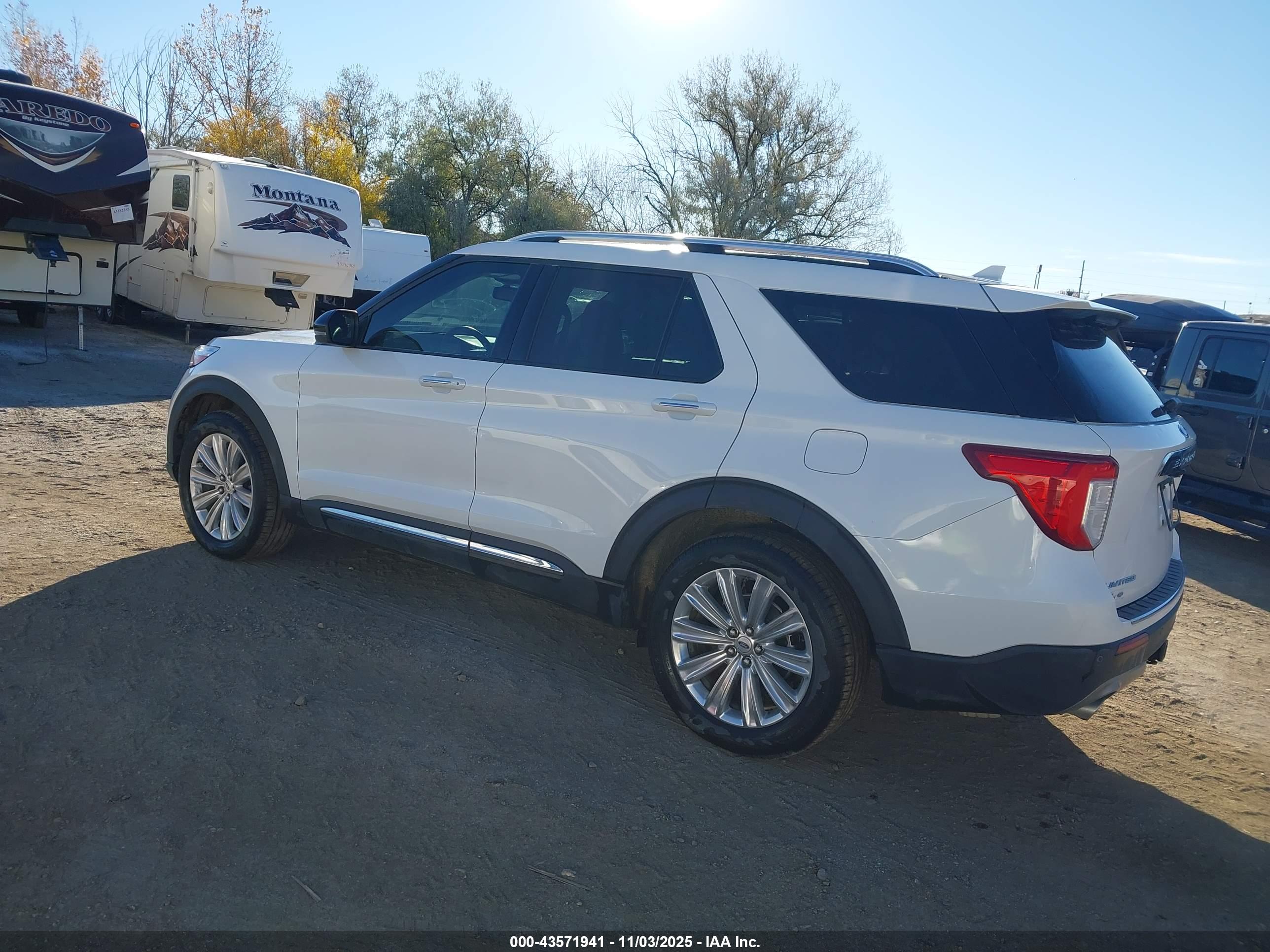 FORD EXPLORER image 3