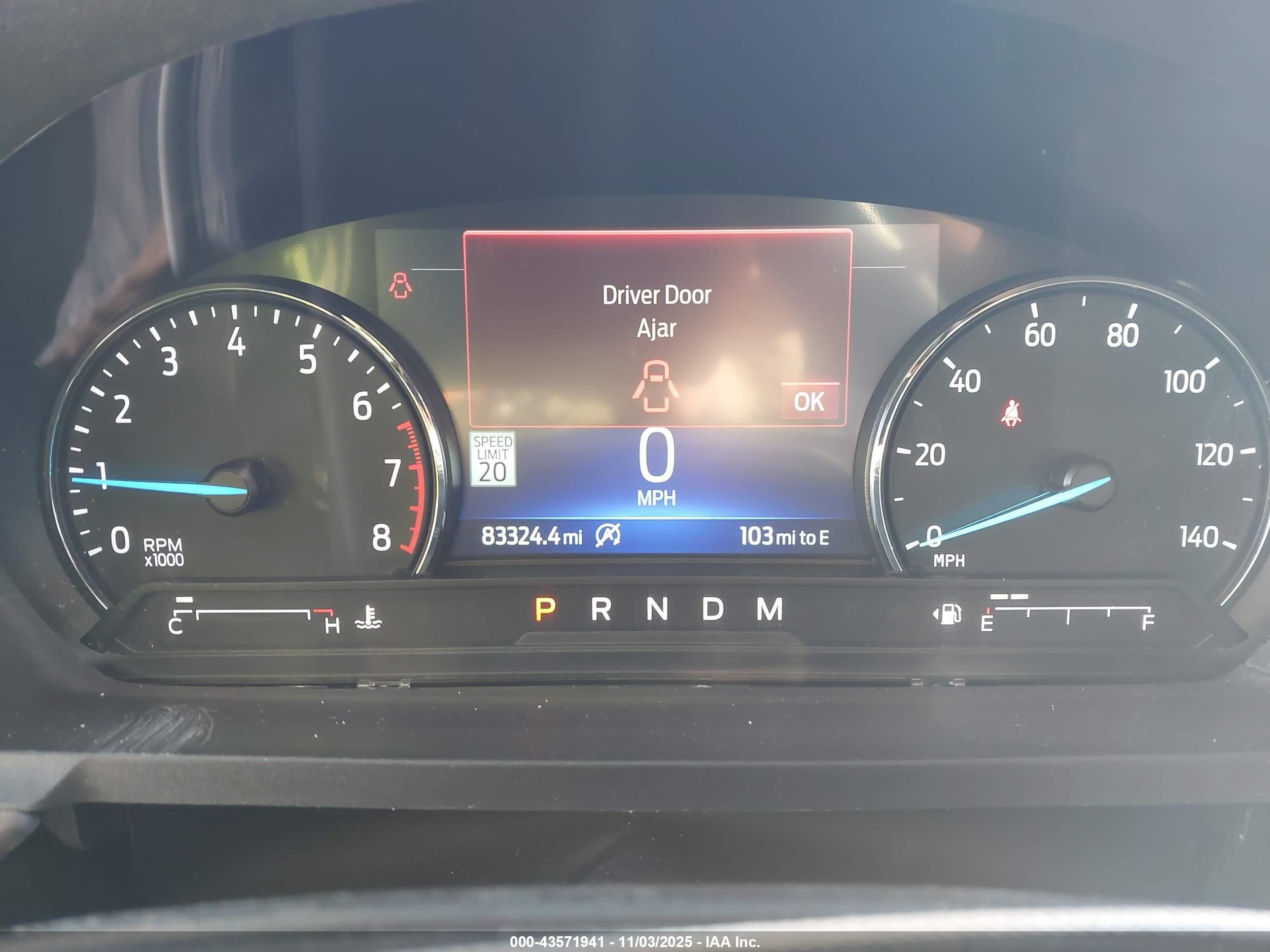 FORD EXPLORER image 7