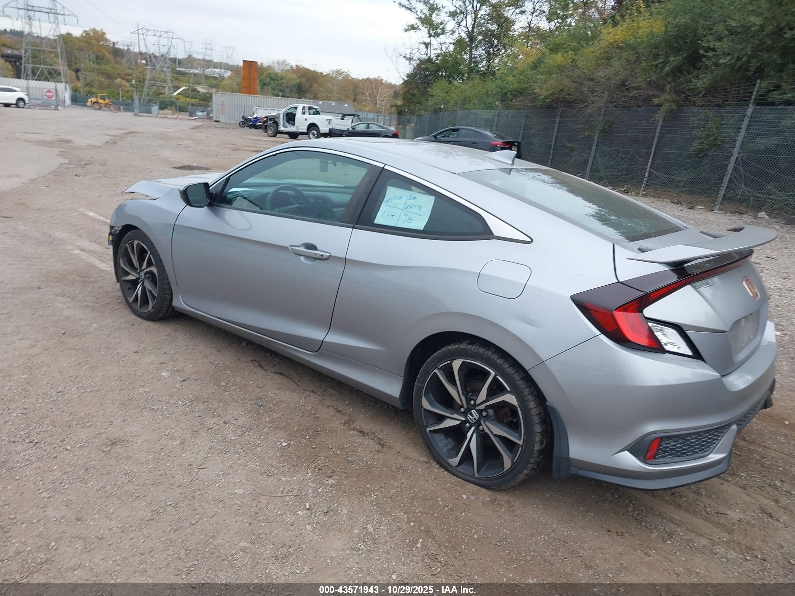 HONDA CIVIC image 3