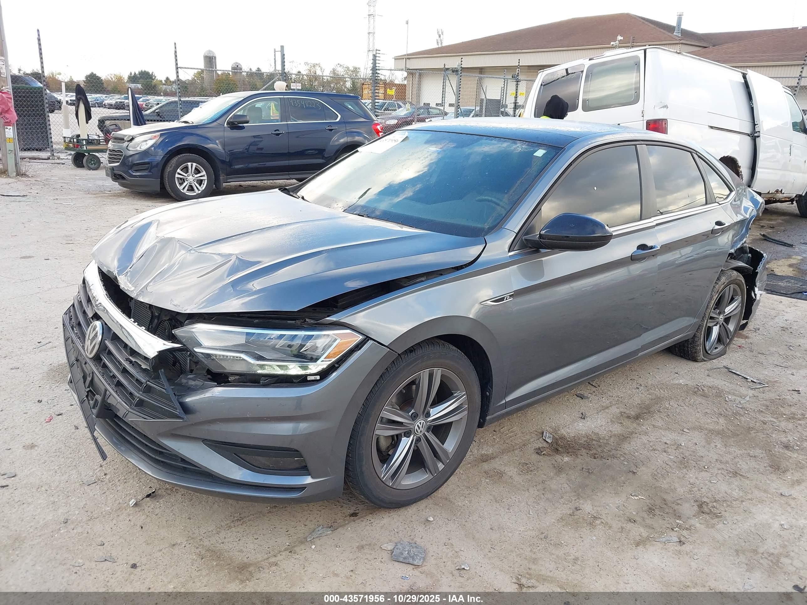 VOLKSWAGEN JETTA image 2