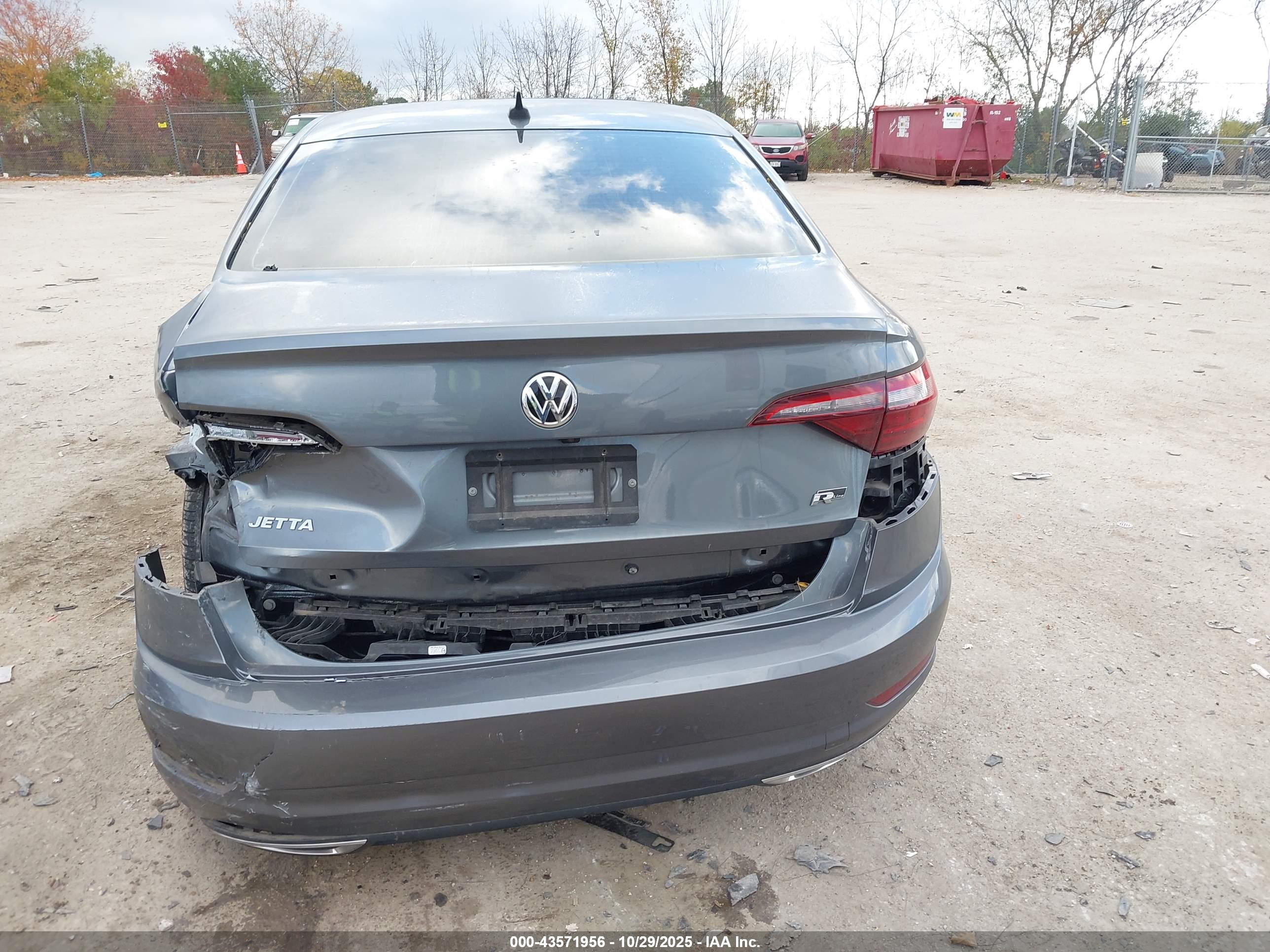 VOLKSWAGEN JETTA image 6