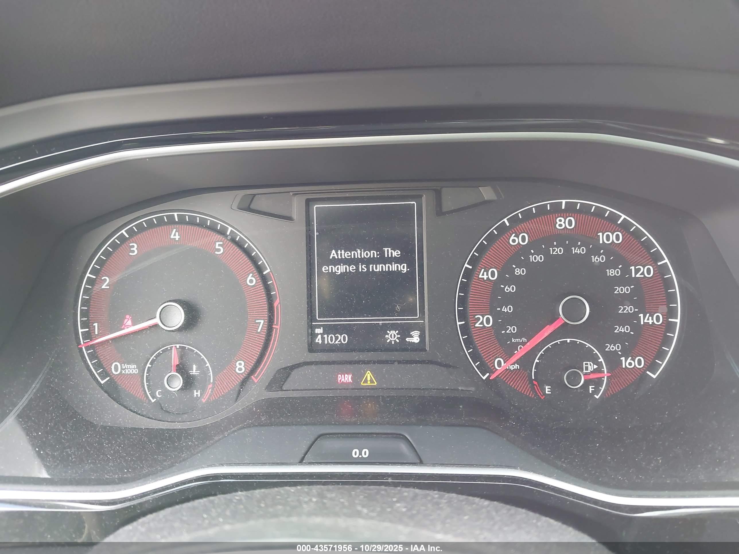 VOLKSWAGEN JETTA image 7