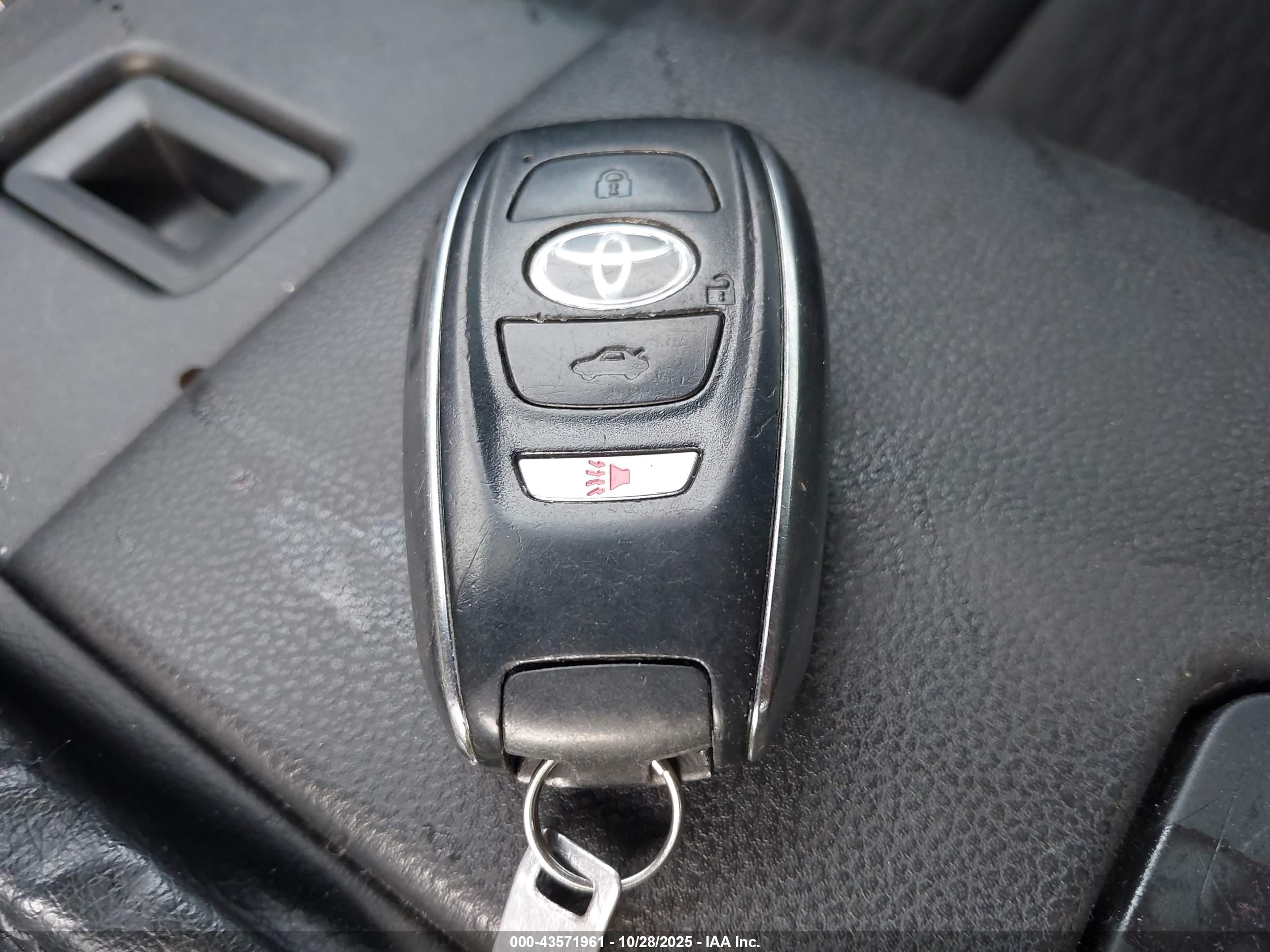 TOYOTA GR86 image 11