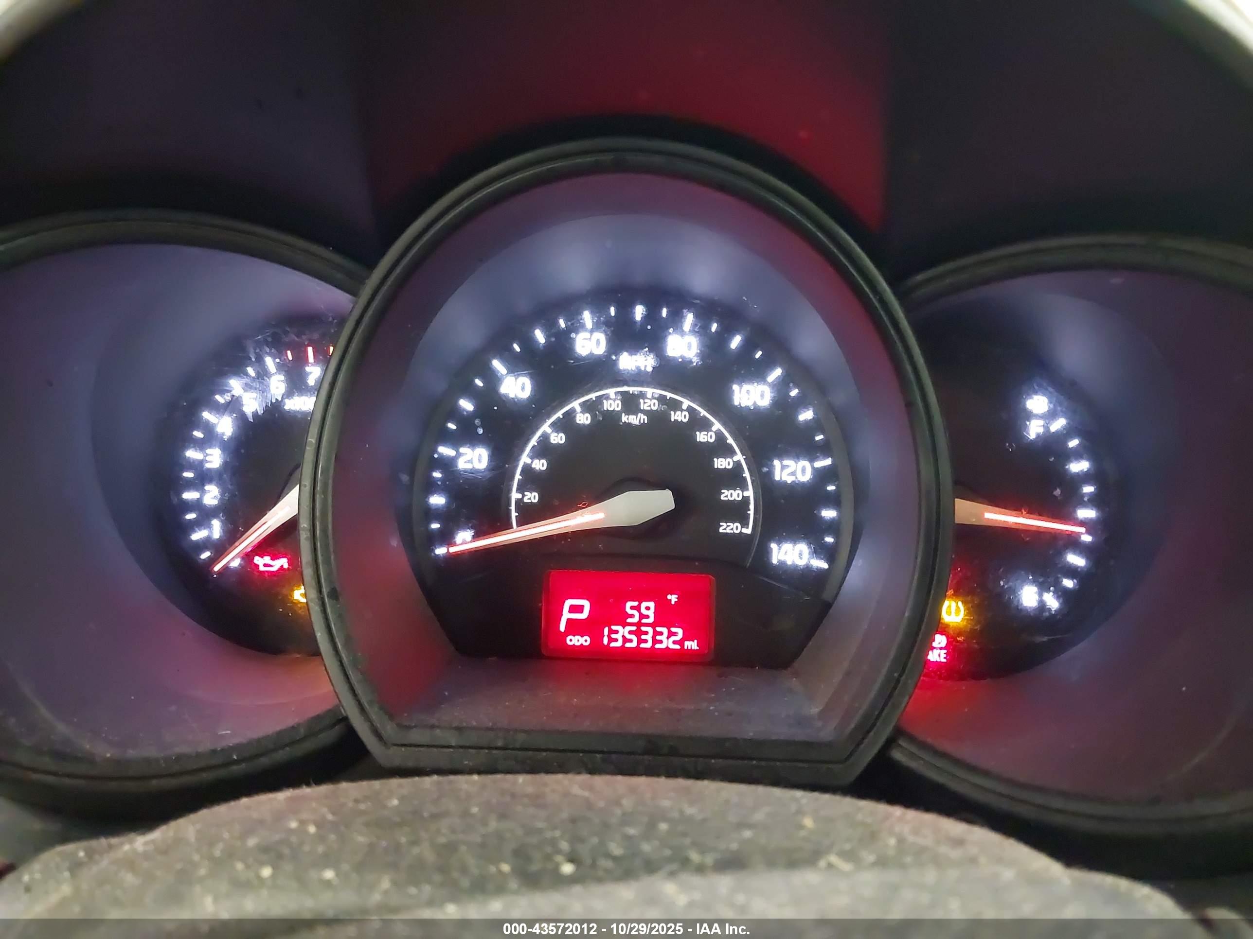 KIA RIO image 7