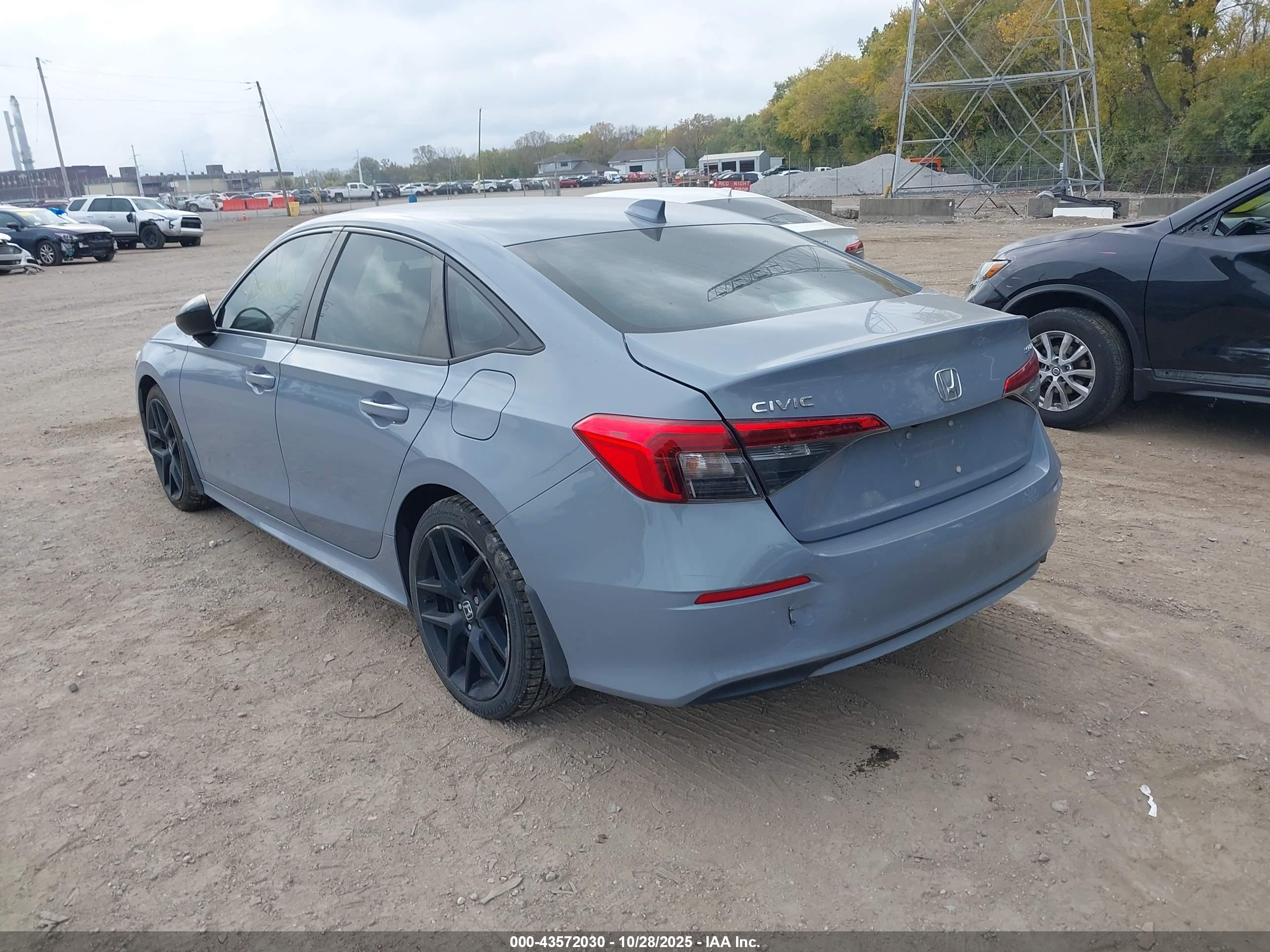 HONDA CIVIC image 3