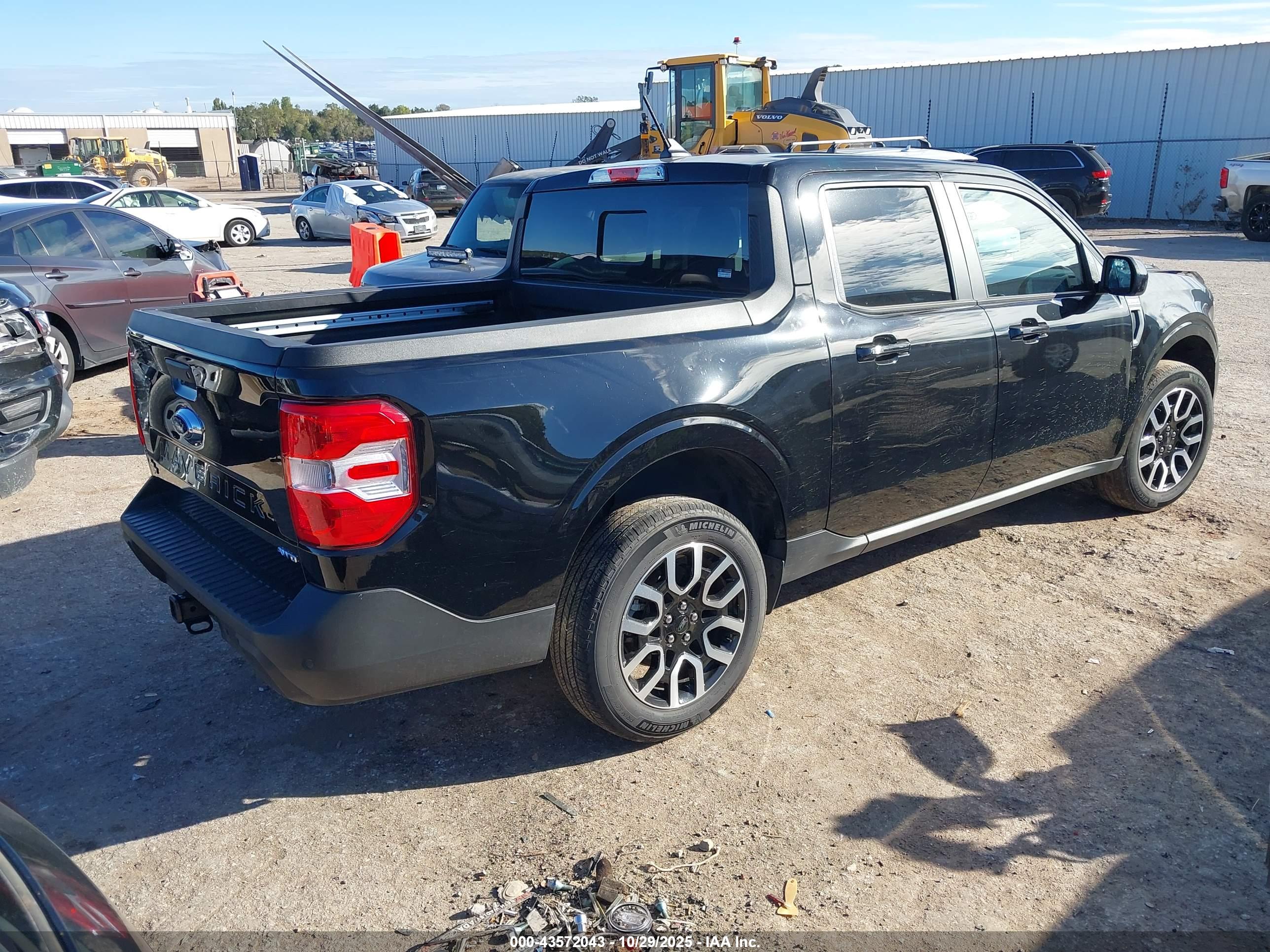 FORD MAVERICK image 4