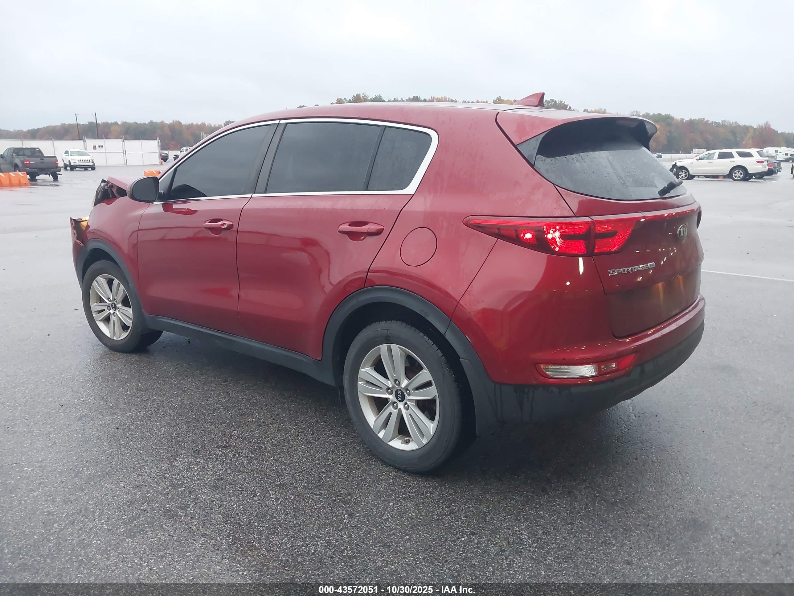 KIA SPORTAGE image 3