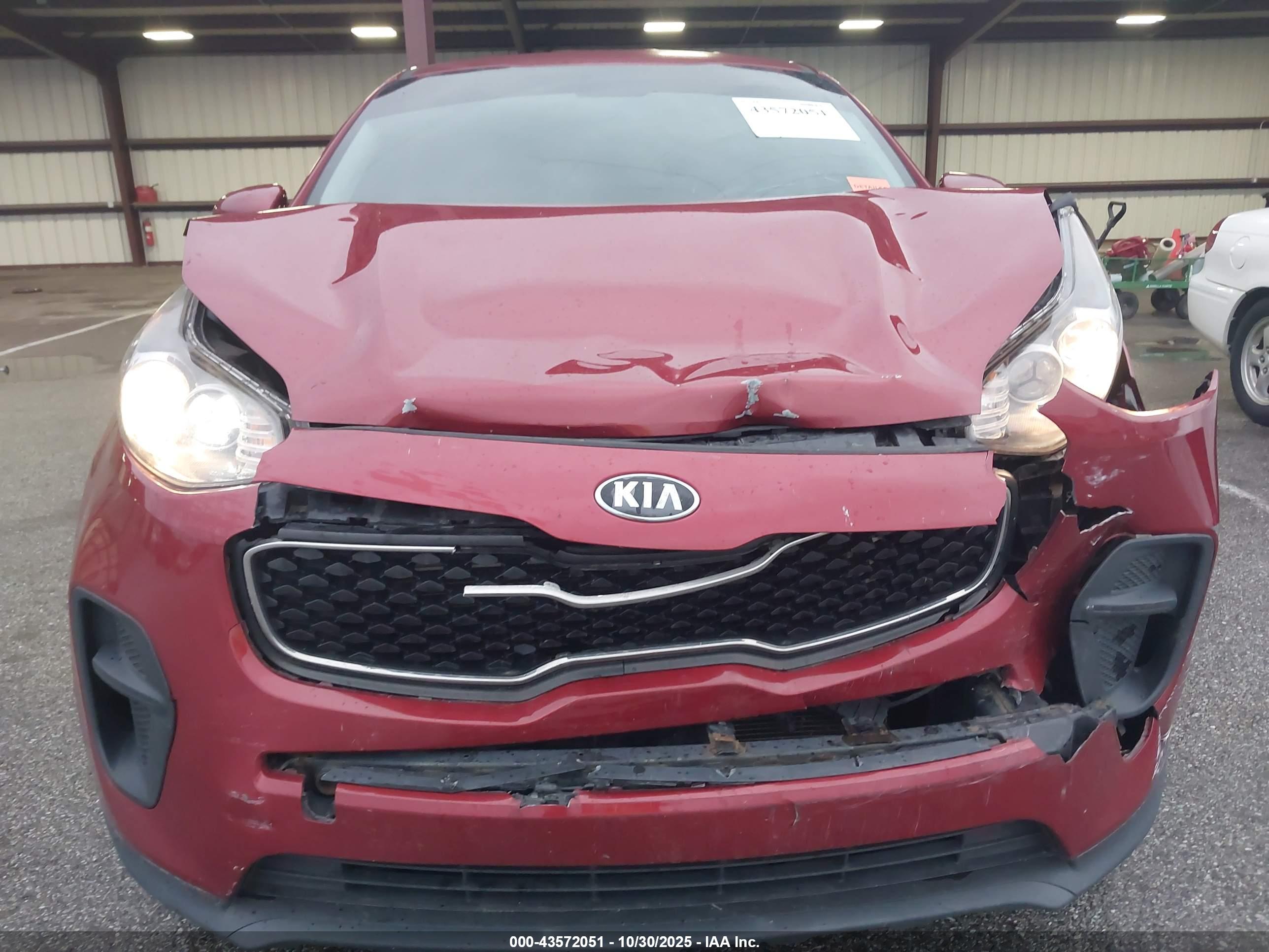KIA SPORTAGE image 6