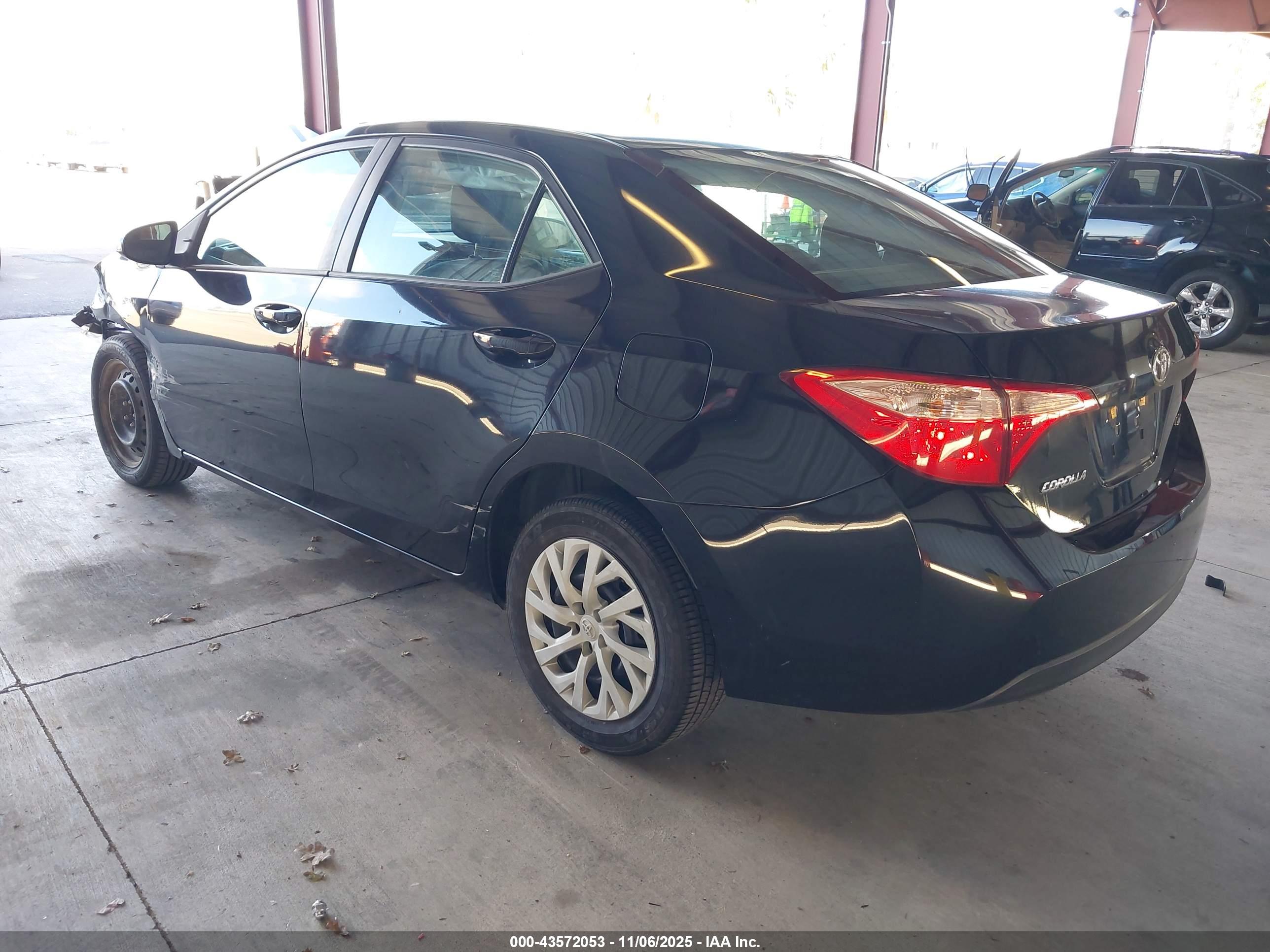 TOYOTA COROLLA image 3