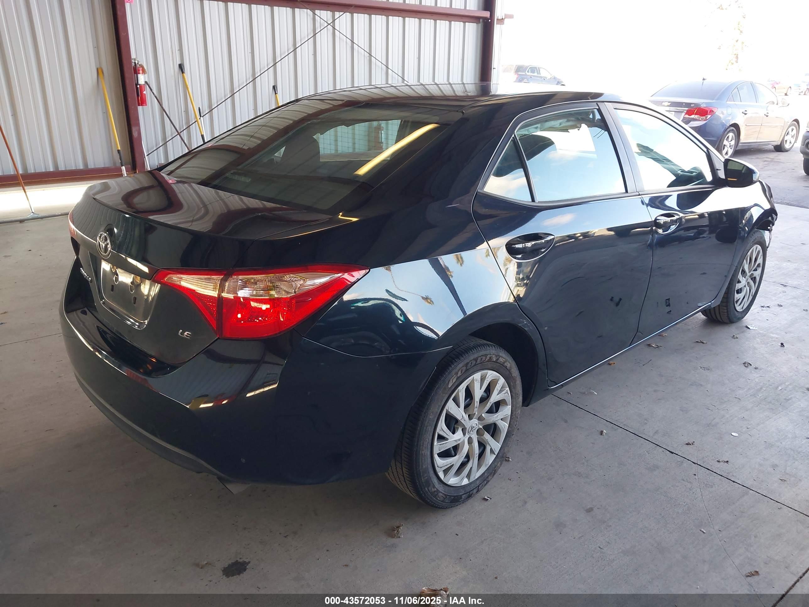 TOYOTA COROLLA image 4