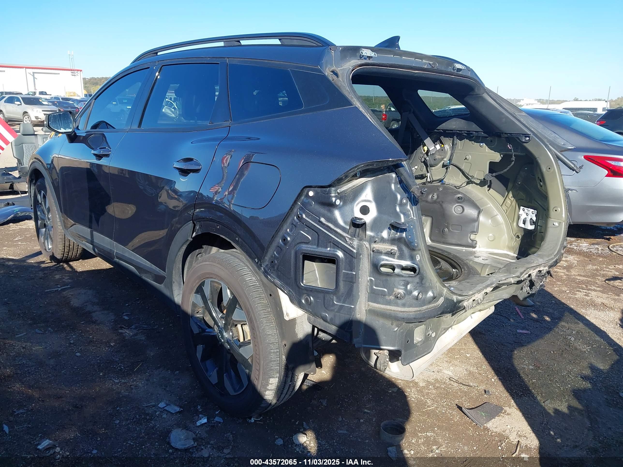 KIA SPORTAGE image 3