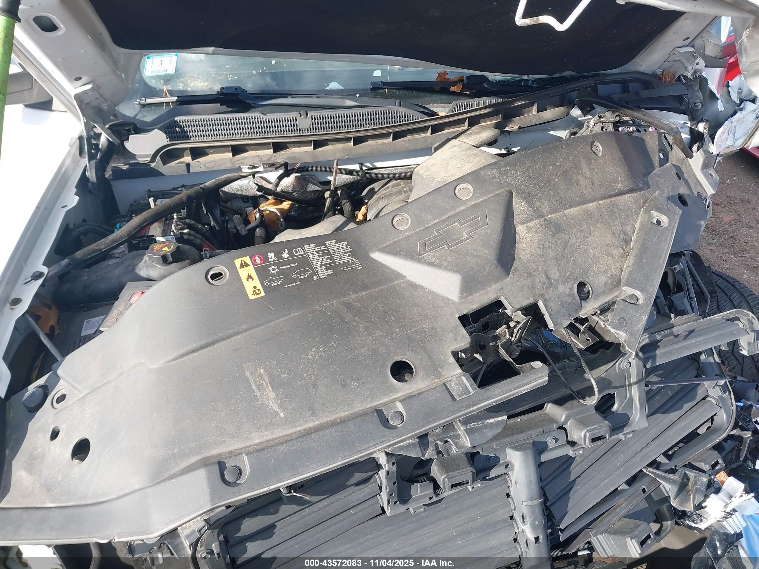 CHEVROLET SILVERADO image 10