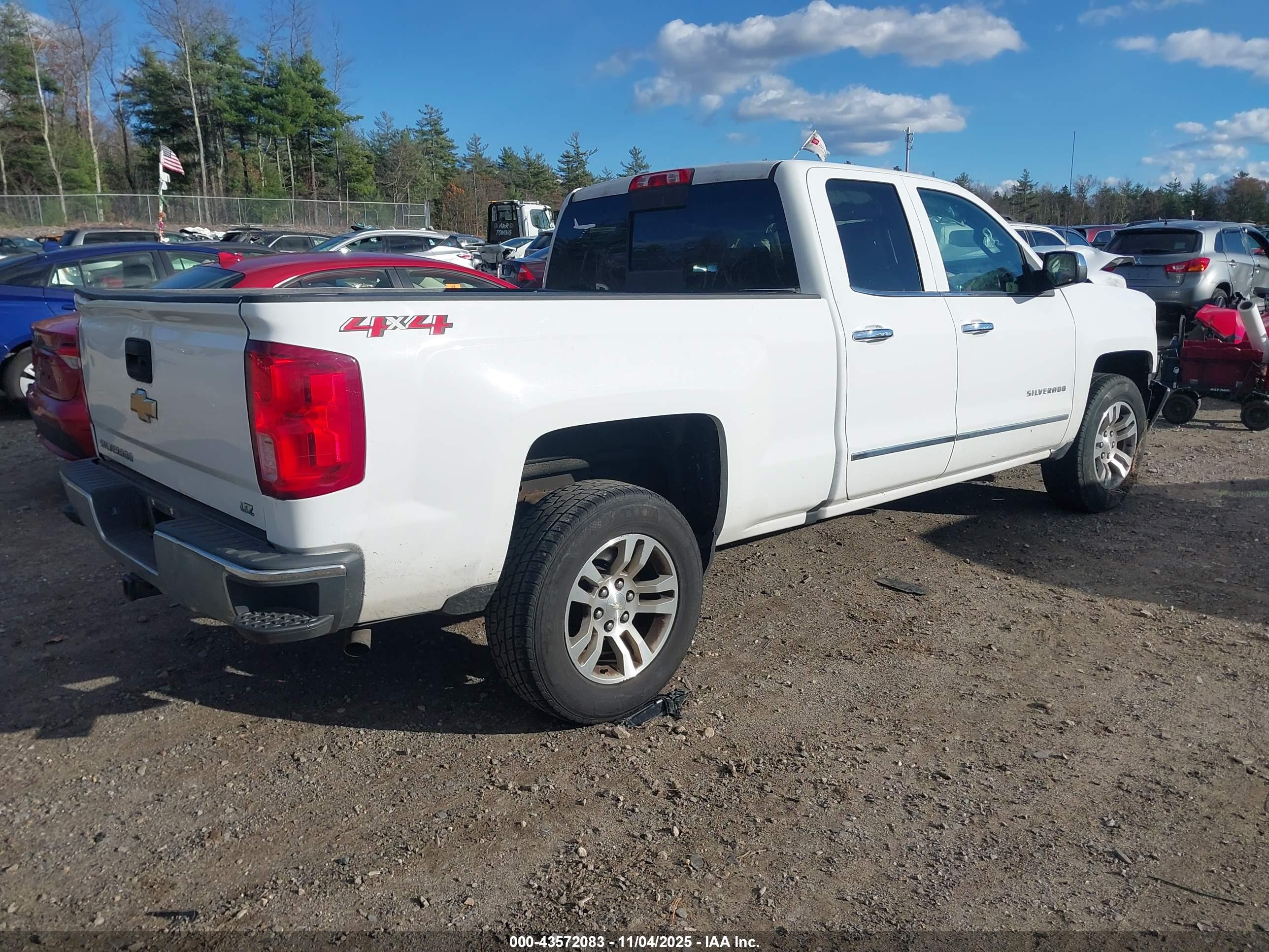 CHEVROLET SILVERADO image 4