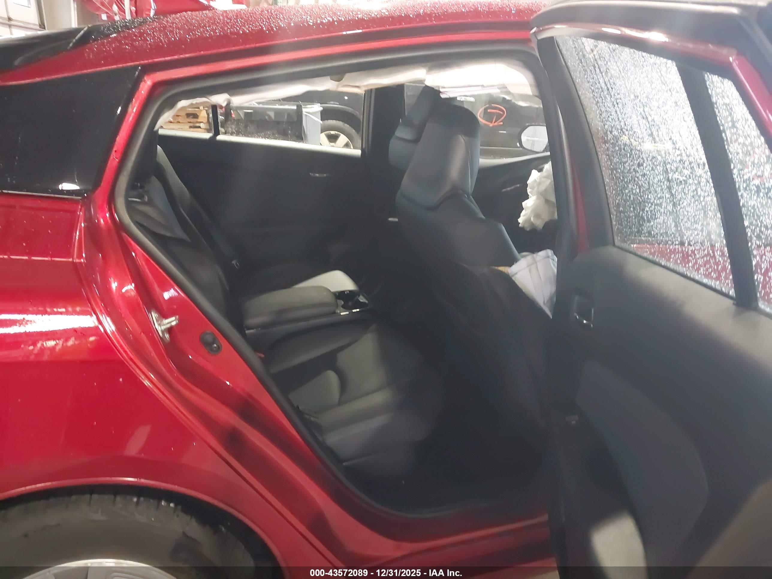 TOYOTA PRIUS image 8