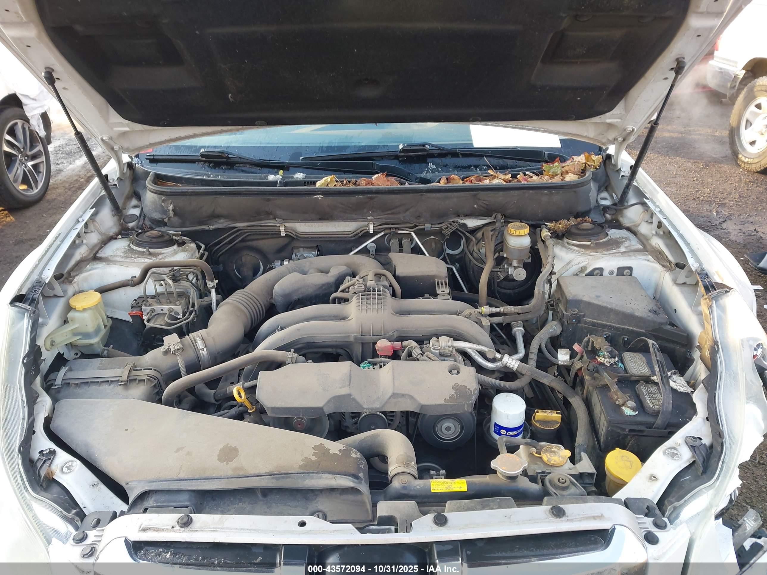 SUBARU OUTBACK image 10