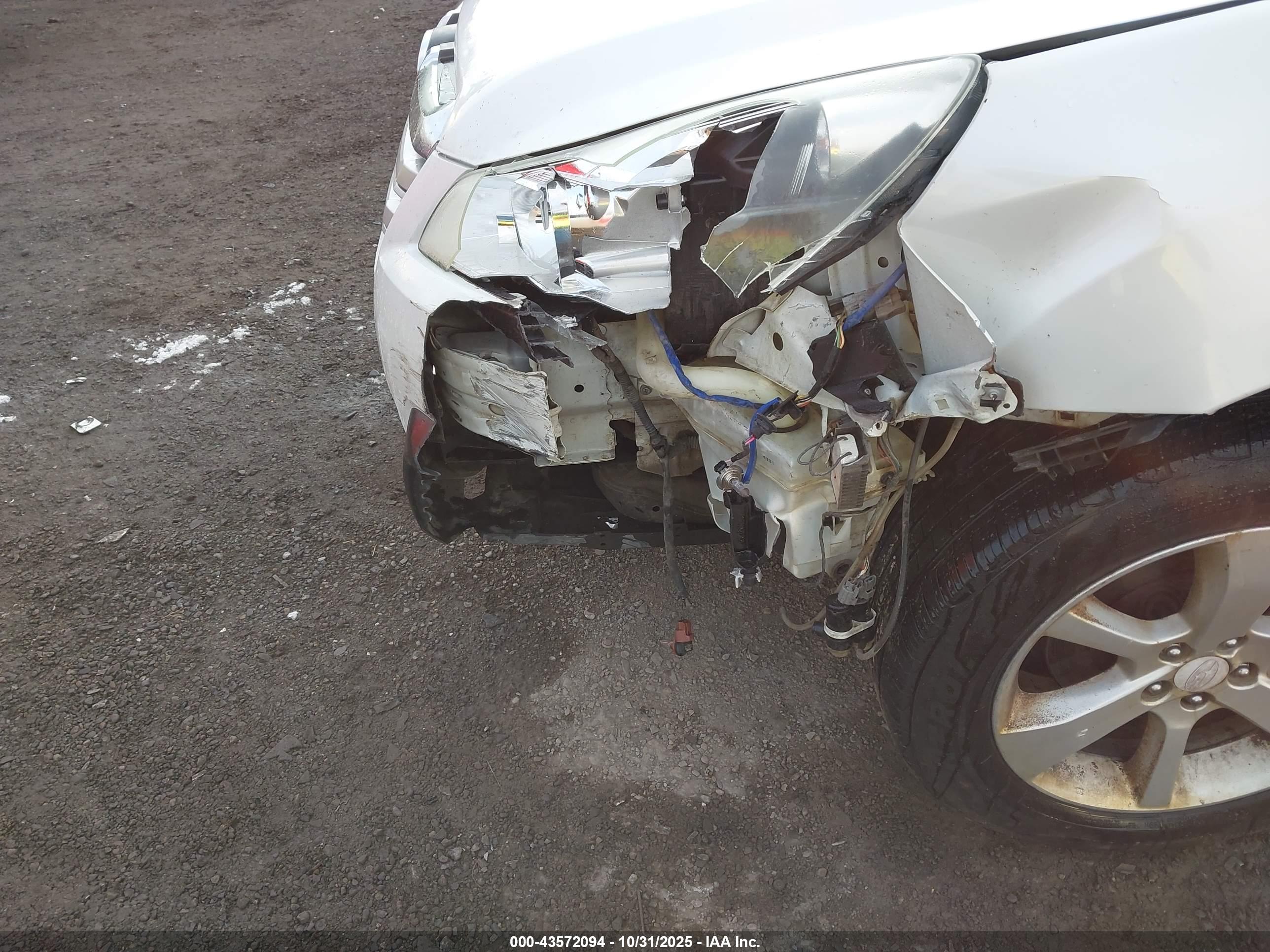 SUBARU OUTBACK image 6