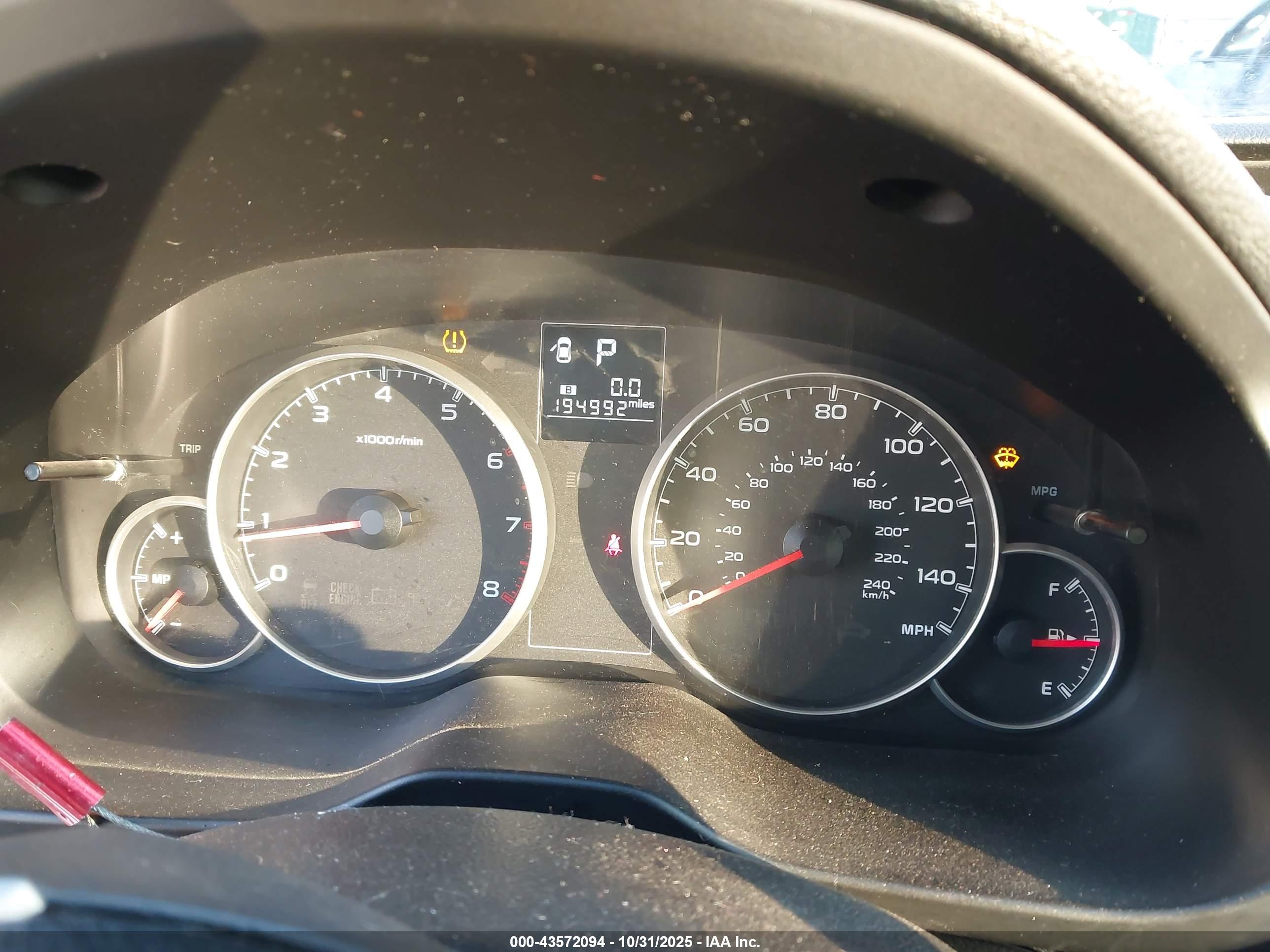 SUBARU OUTBACK image 7