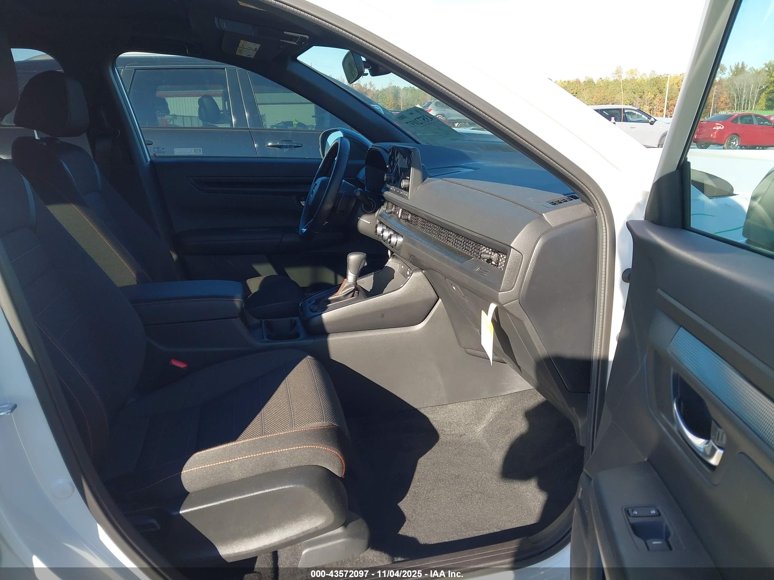 HONDA CR-V image 5