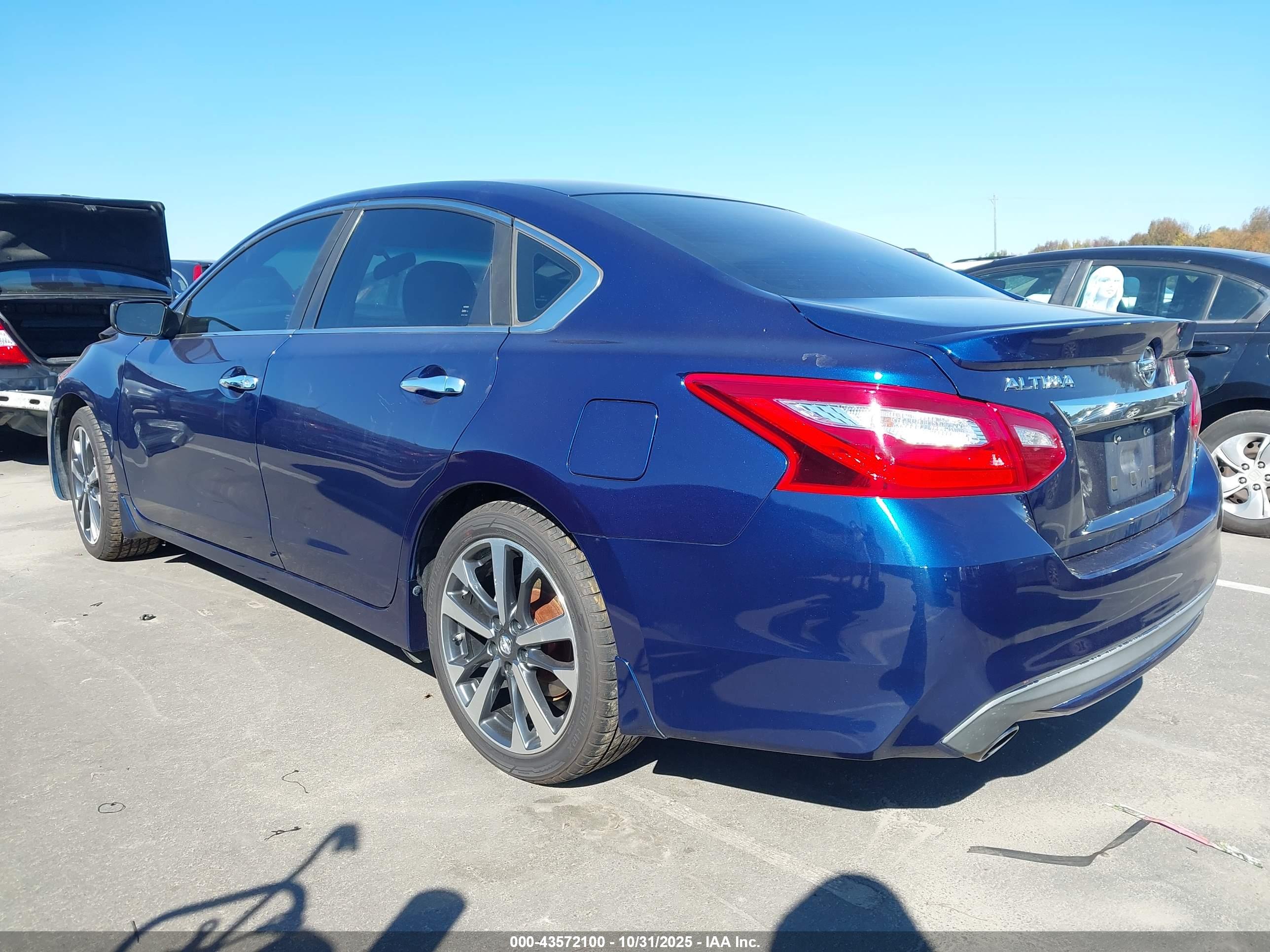 NISSAN ALTIMA image 3