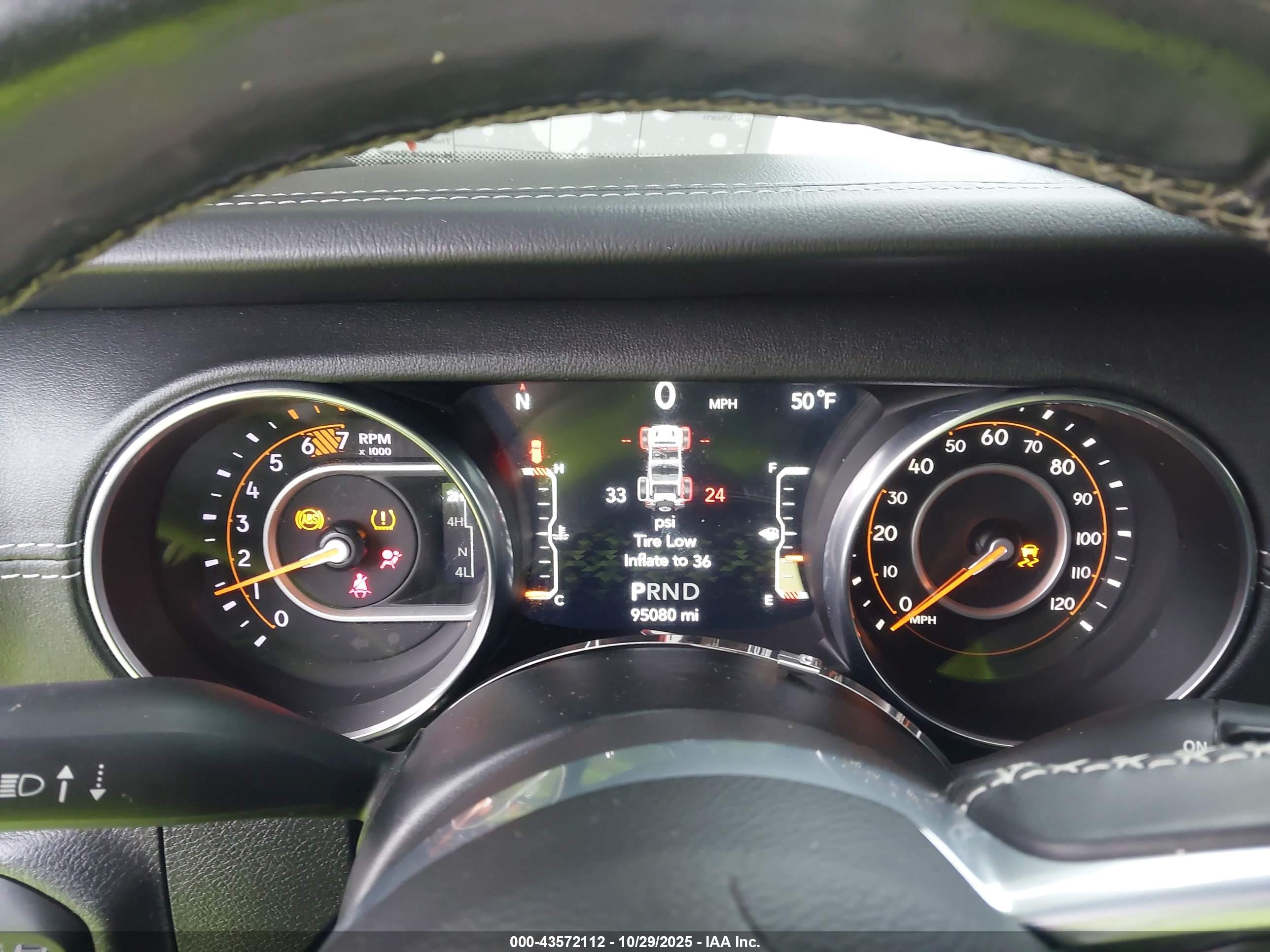 JEEP WRANGLER image 7