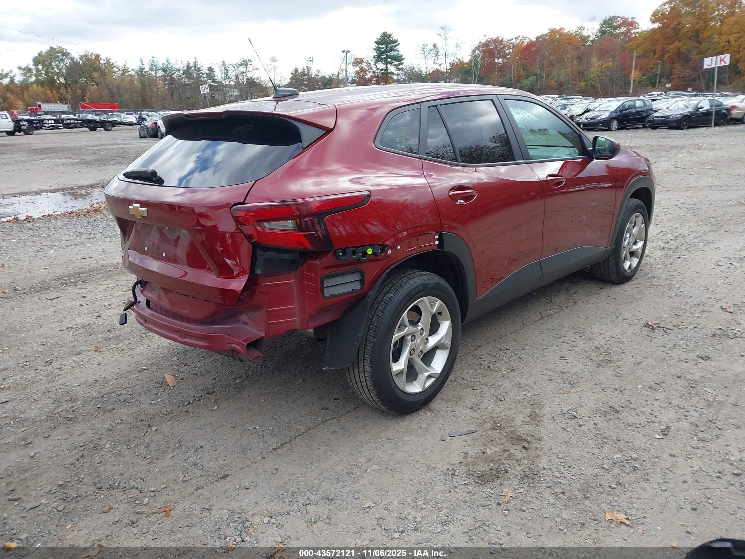 CHEVROLET TRAX image 4