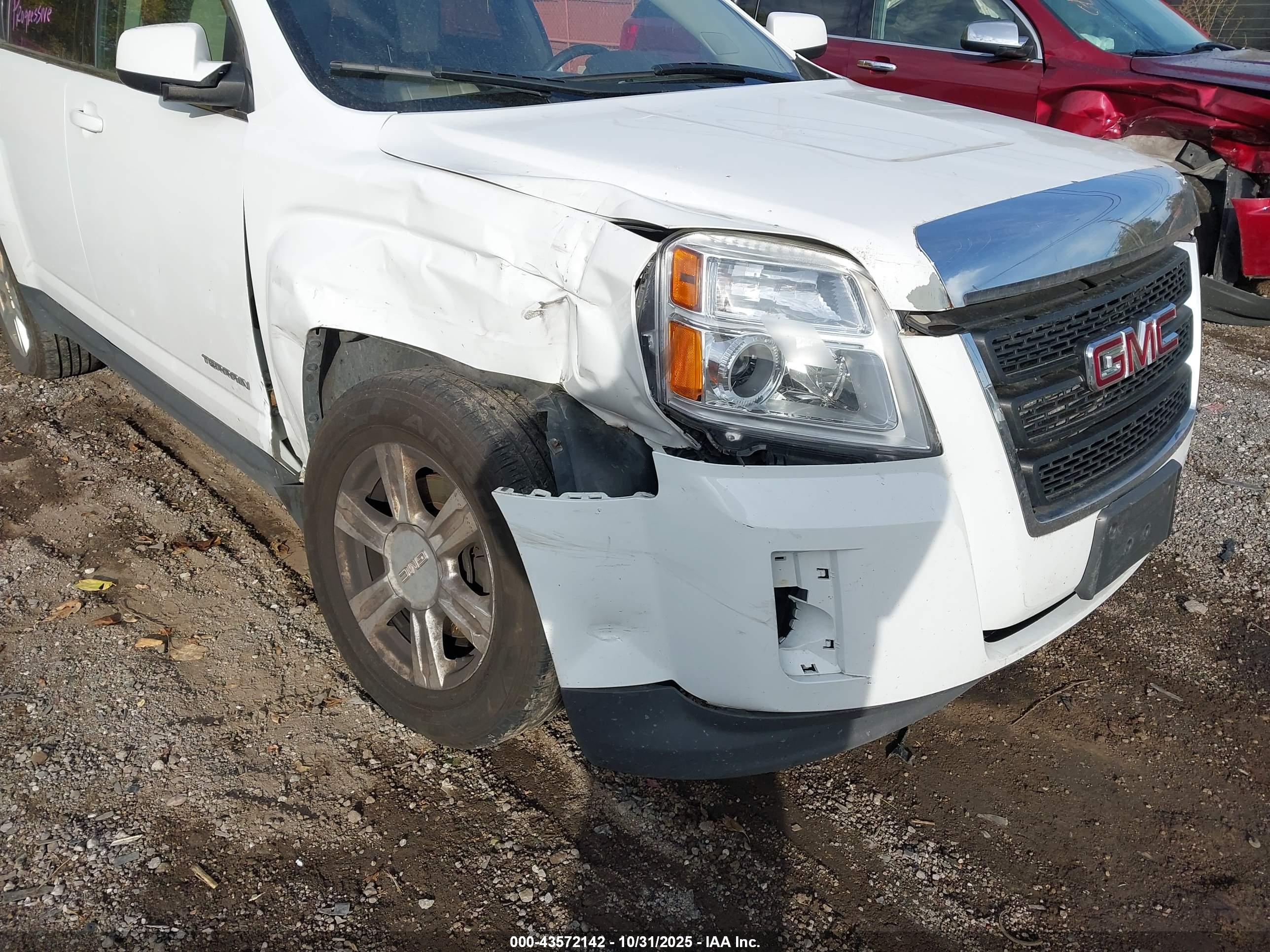 GMC TERRAIN image 6