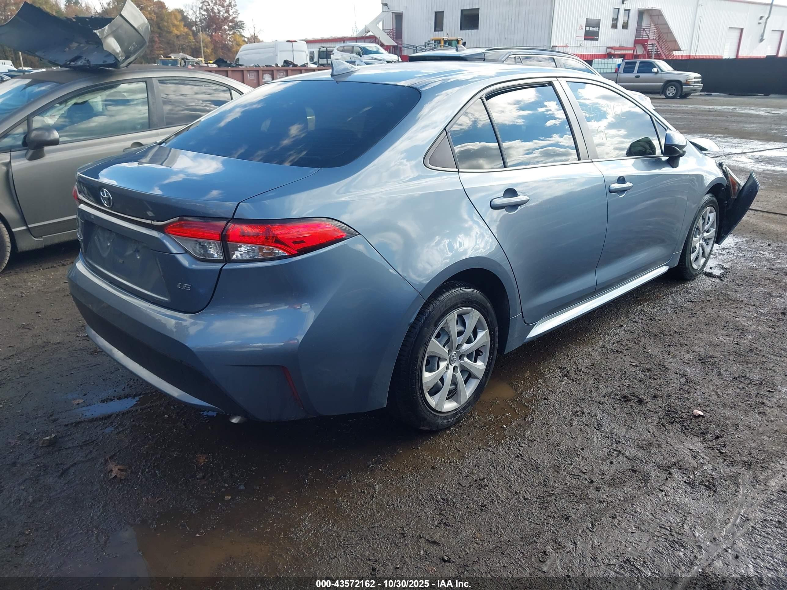 TOYOTA COROLLA image 4