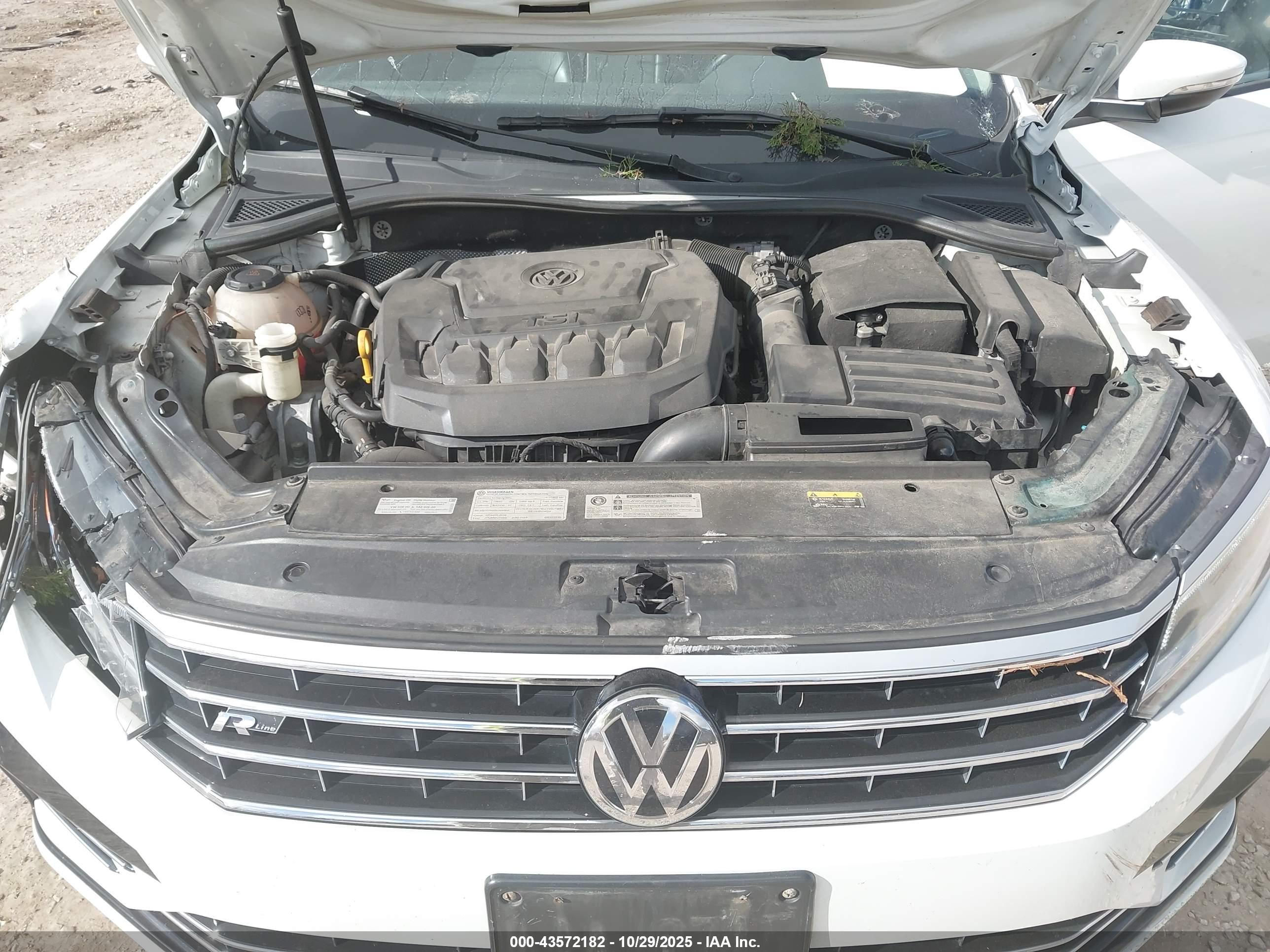 VOLKSWAGEN PASSAT image 10