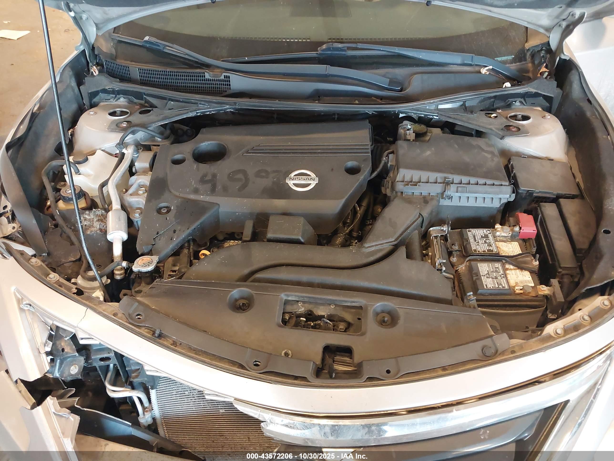 NISSAN ALTIMA image 10