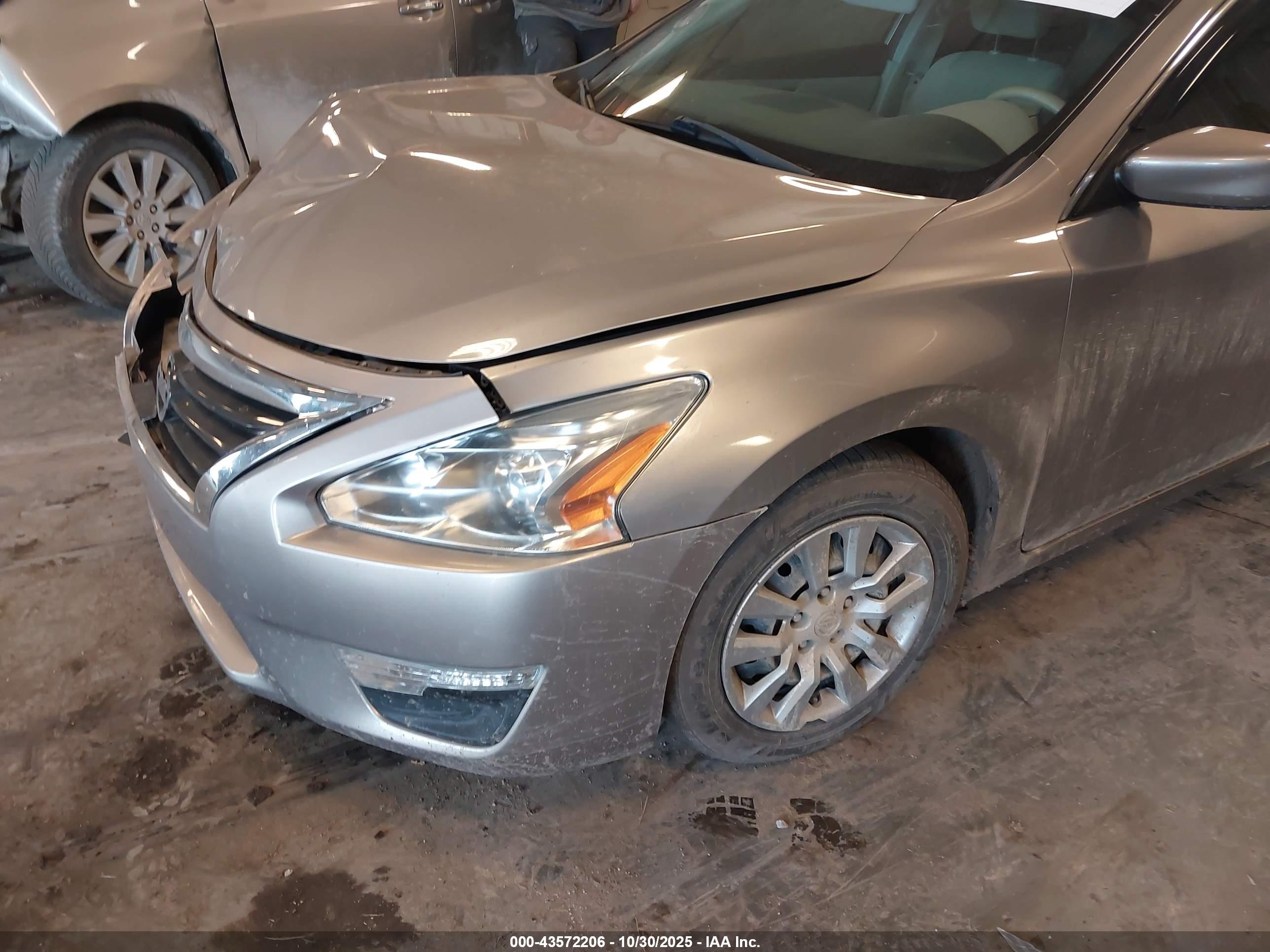 NISSAN ALTIMA image 6