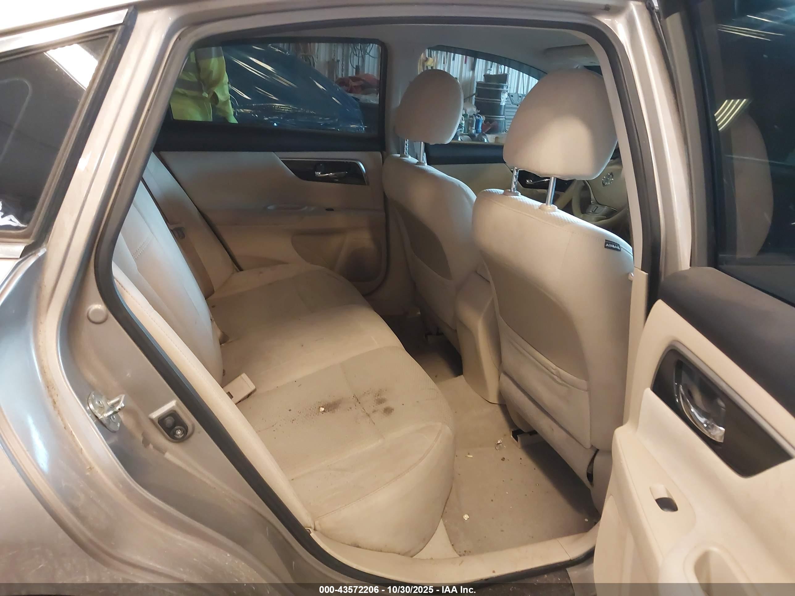 NISSAN ALTIMA image 8