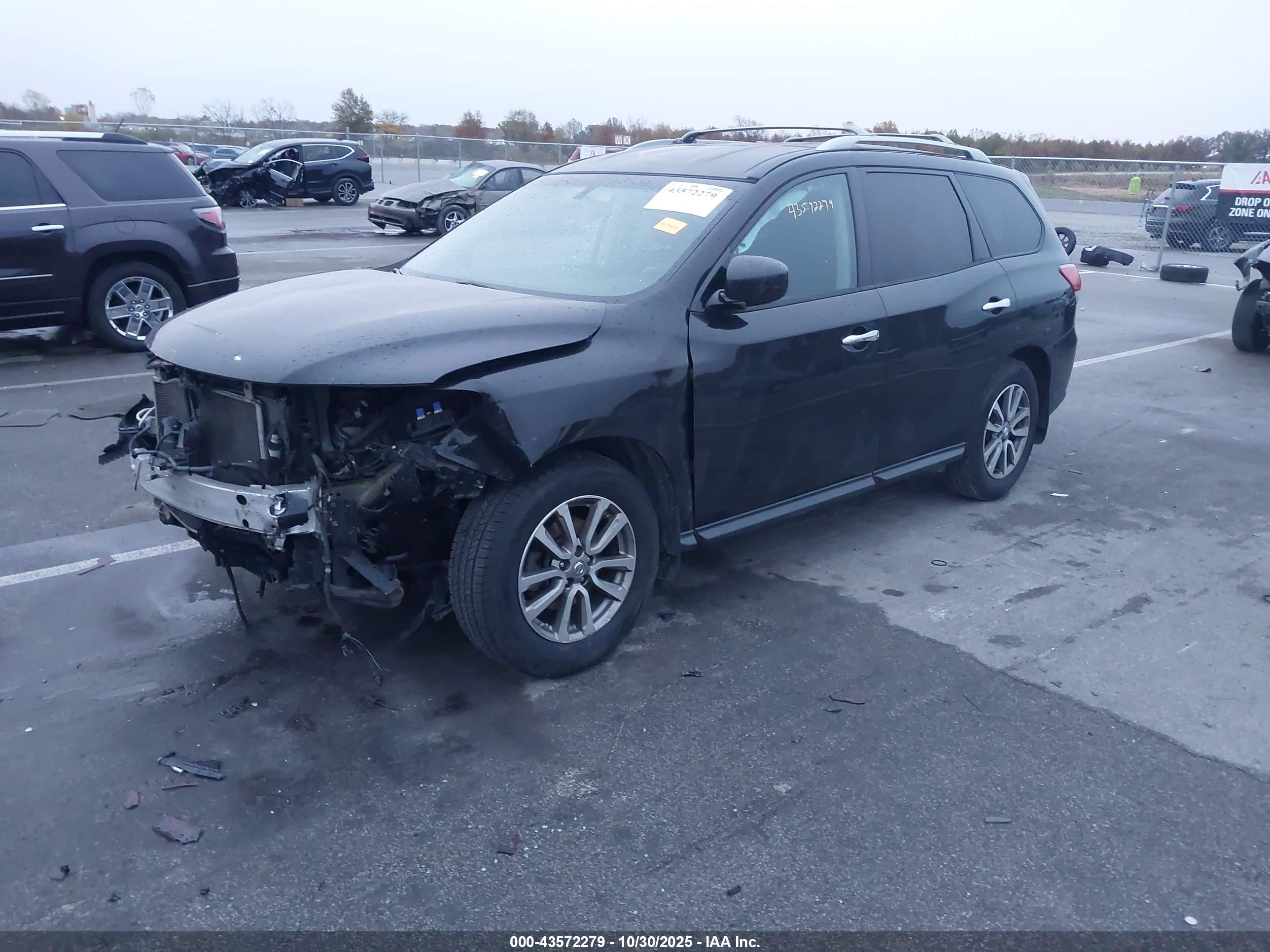 NISSAN PATHFINDER image 2