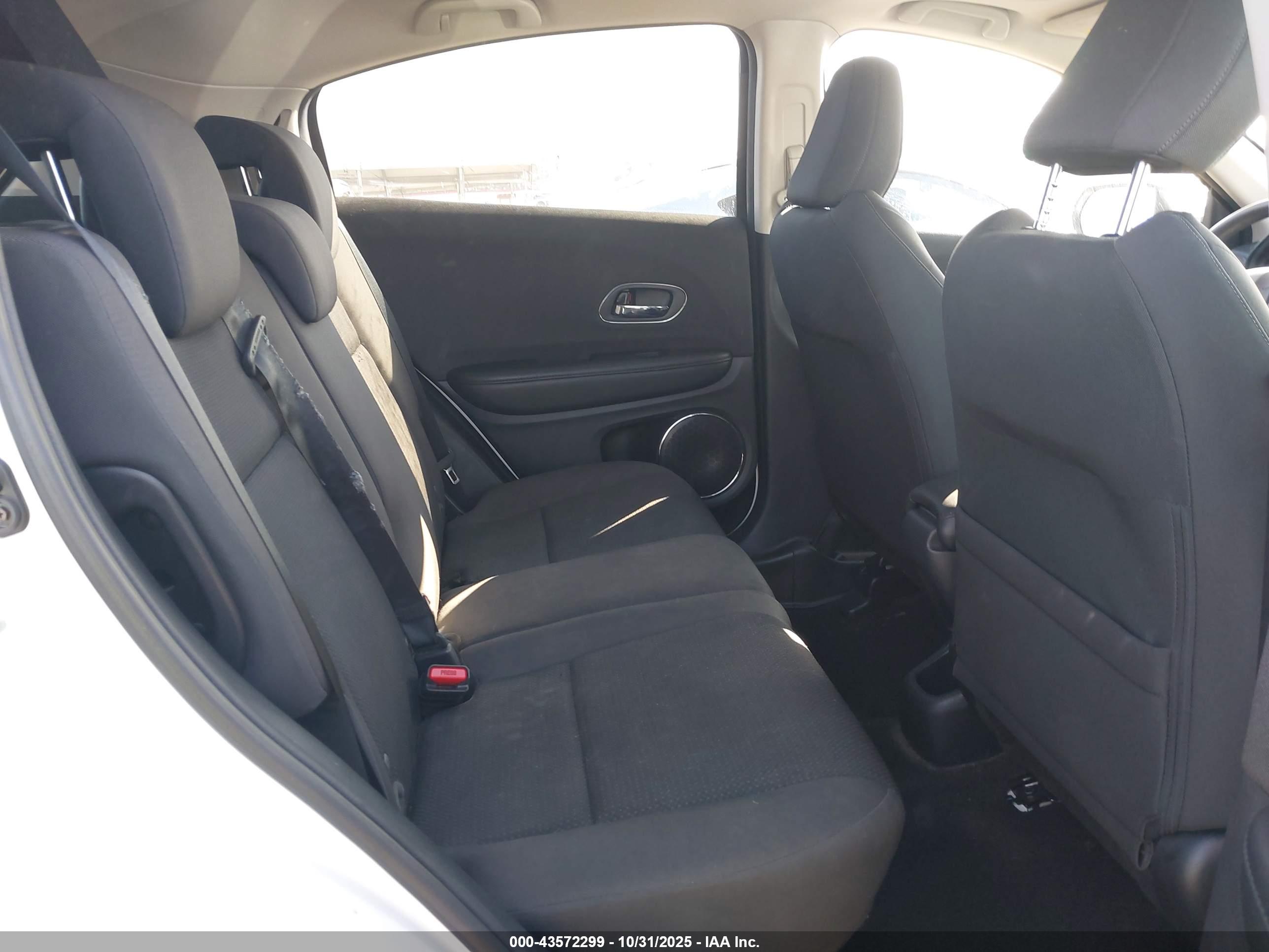 HONDA HR-V image 8