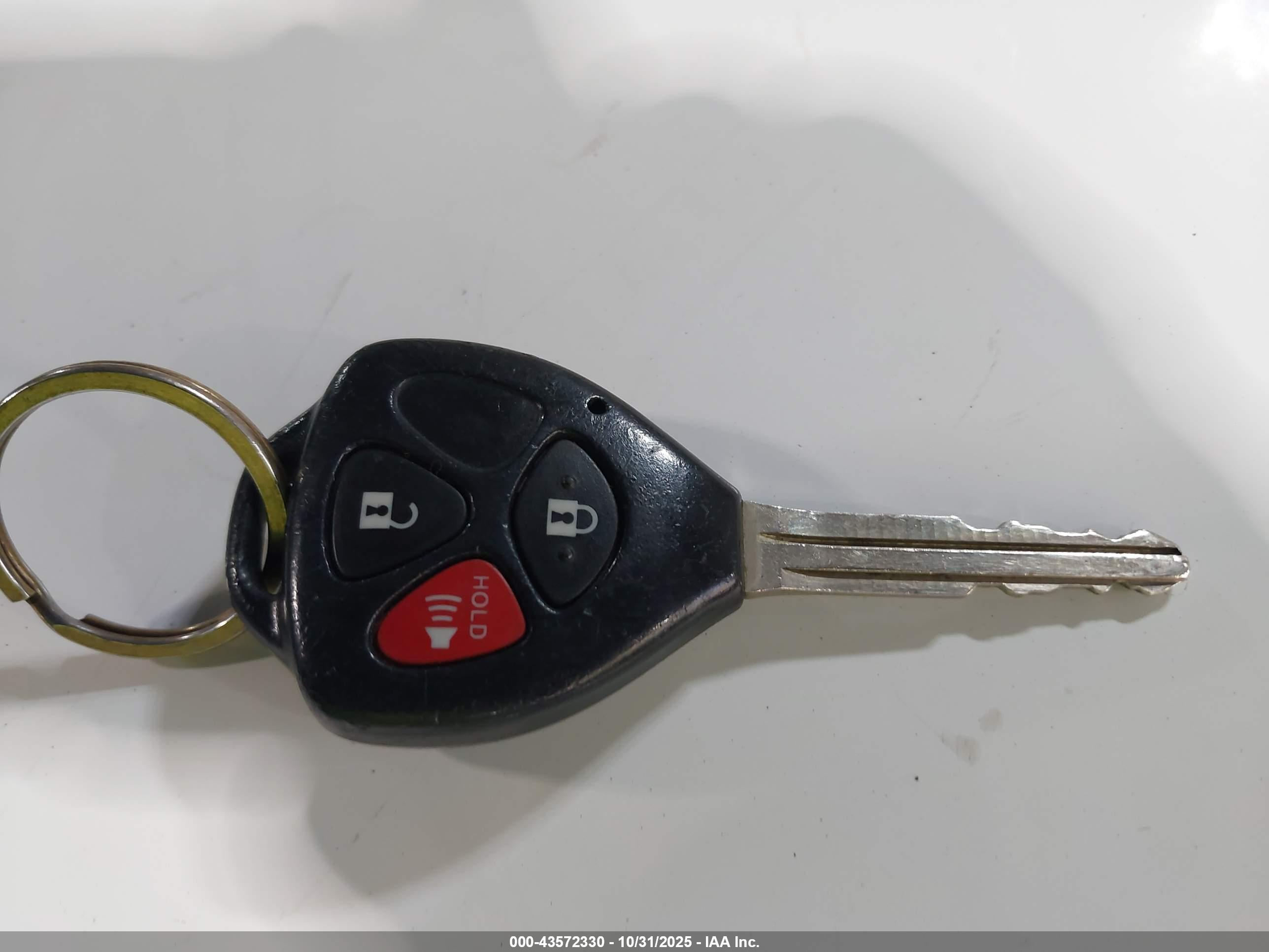 TOYOTA RAV4 image 11