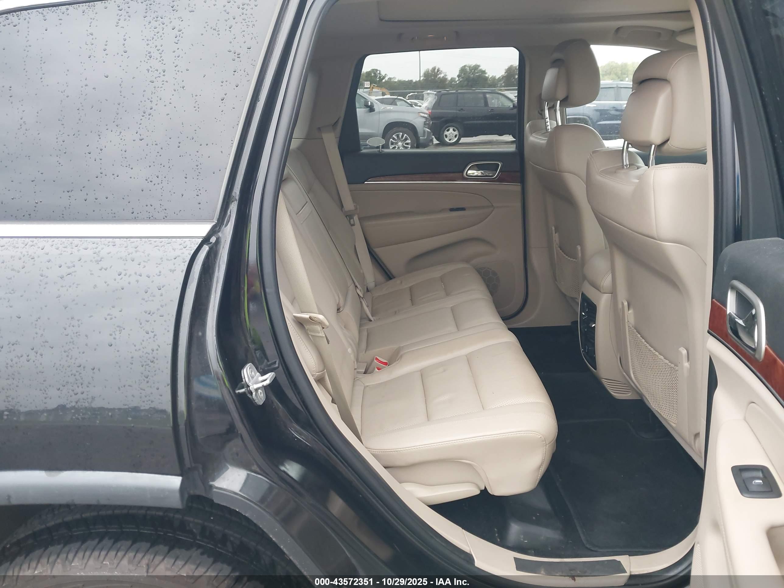 JEEP GRAND image 8